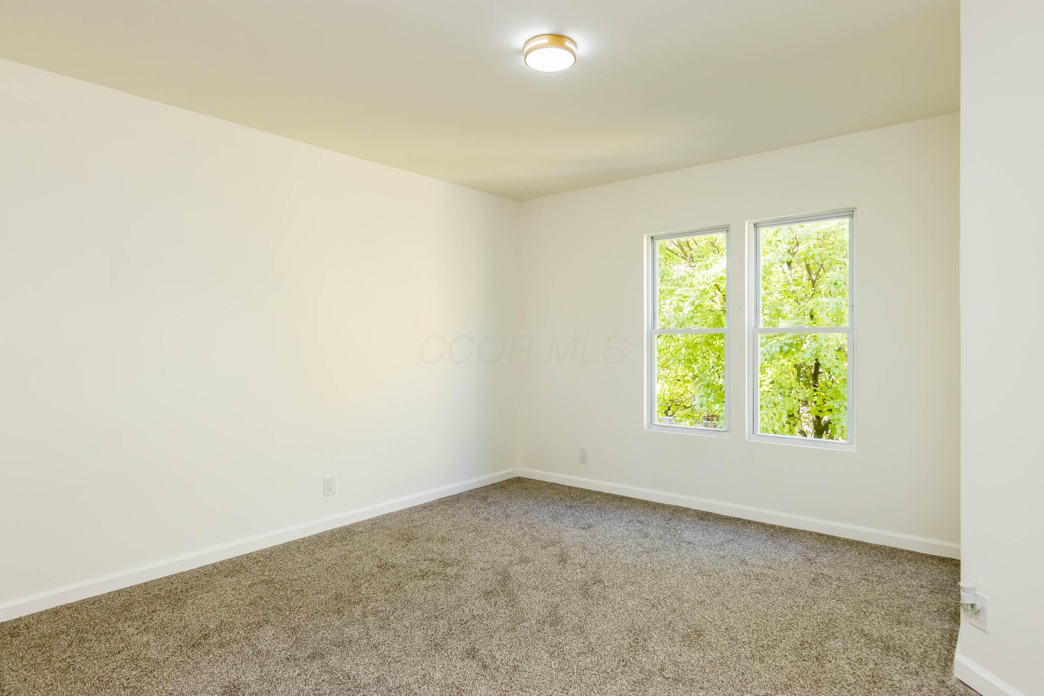1718 S 3rd Street Property Photo 17