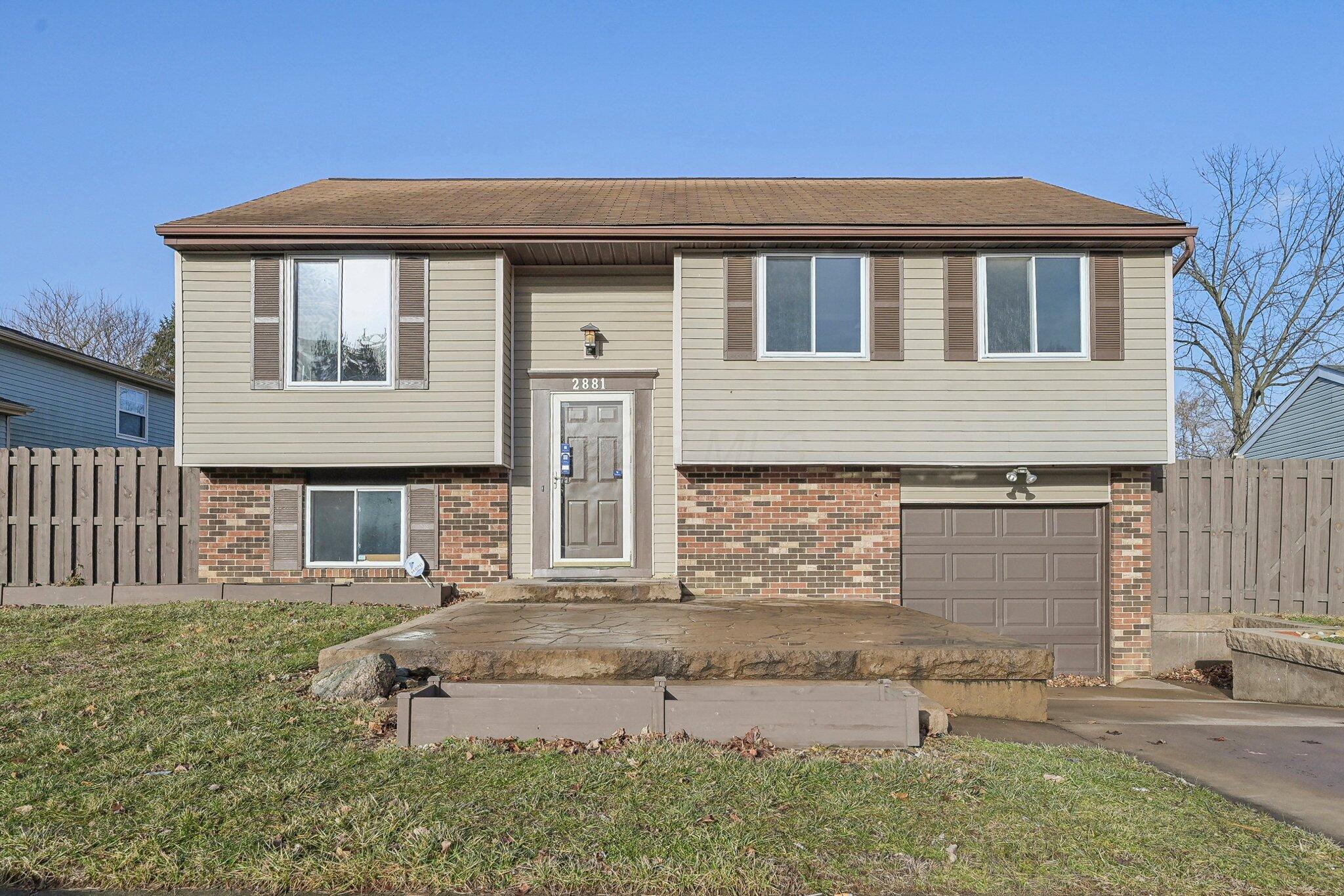 2881 Chatsworth Way Property Photo 1