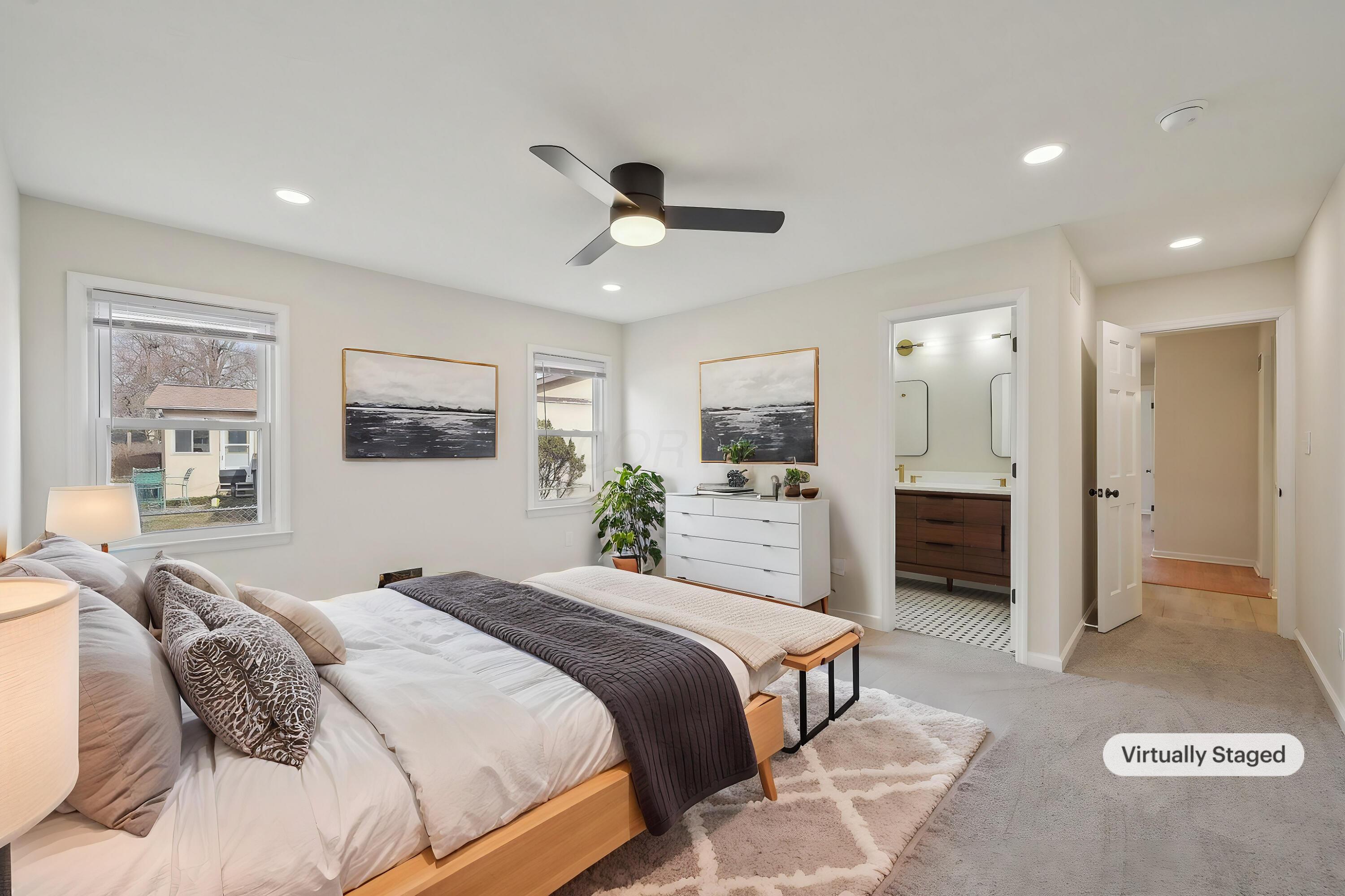 3883 Darbyshire Drive Property Photo 4