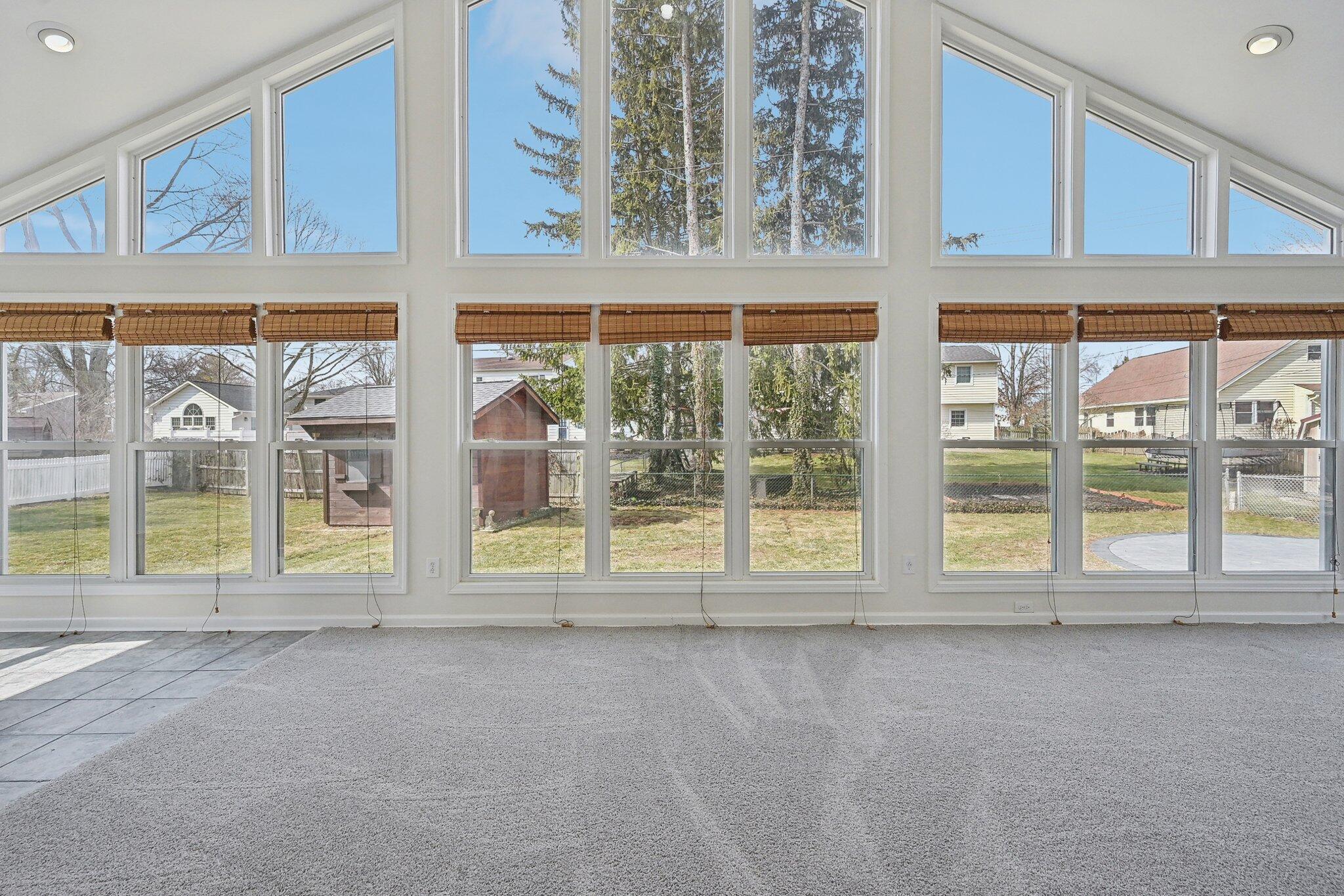 3883 Darbyshire Drive Property Photo 22