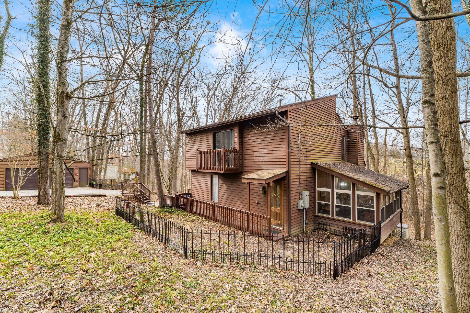 813 Kickapoo Court Property Photo