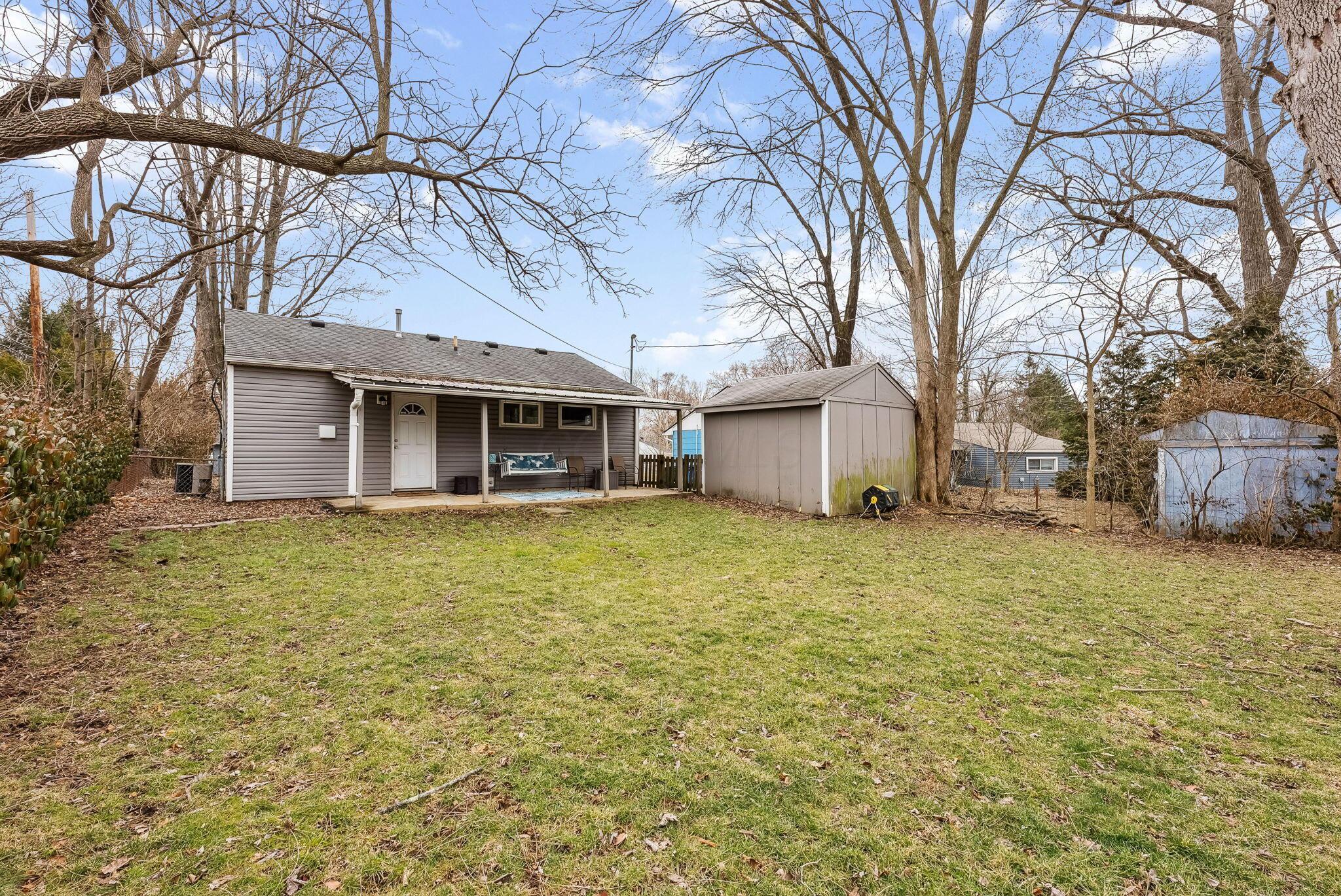 336 E Plum Street Property Photo 18