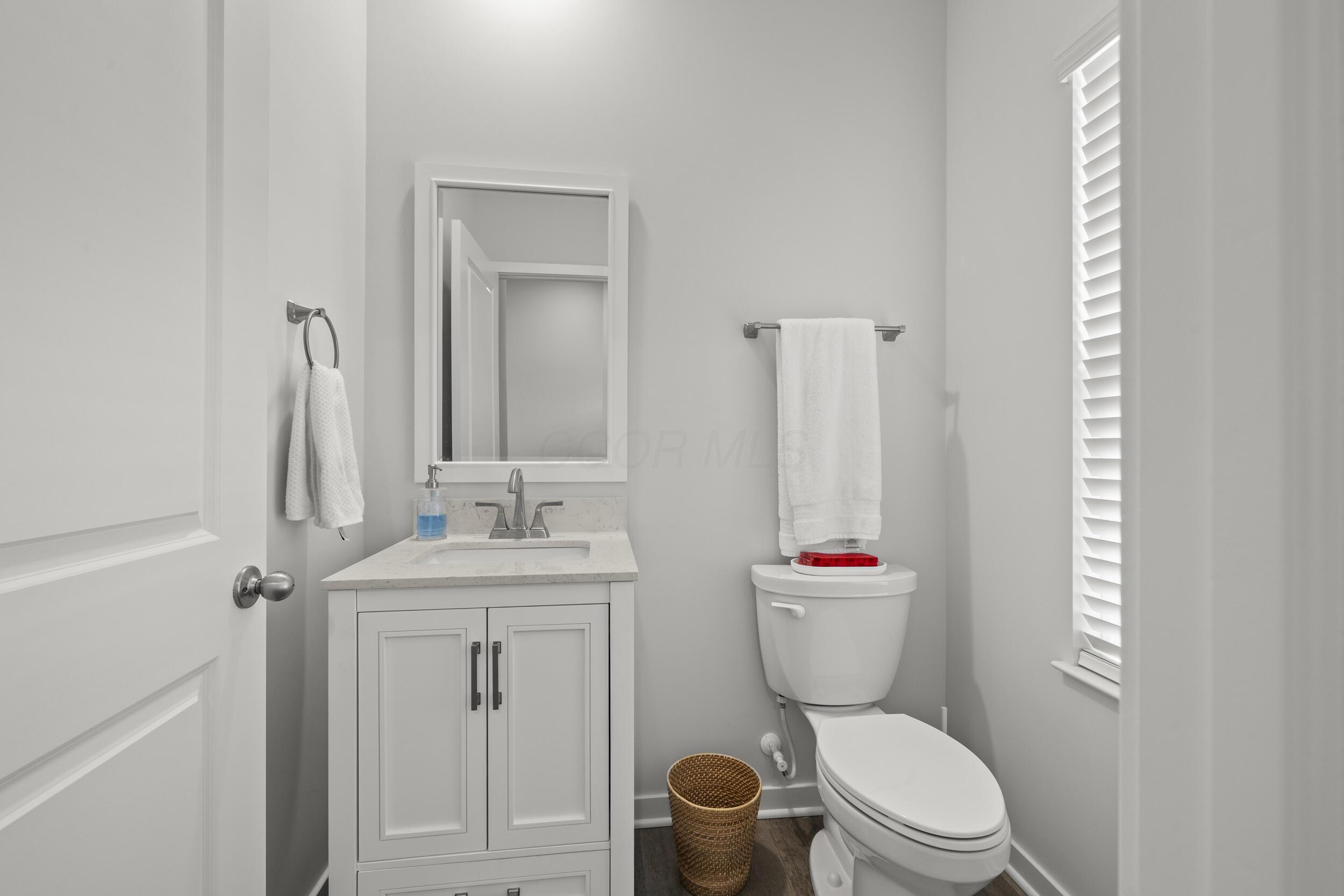706 Leslie Drive Property Photo 6