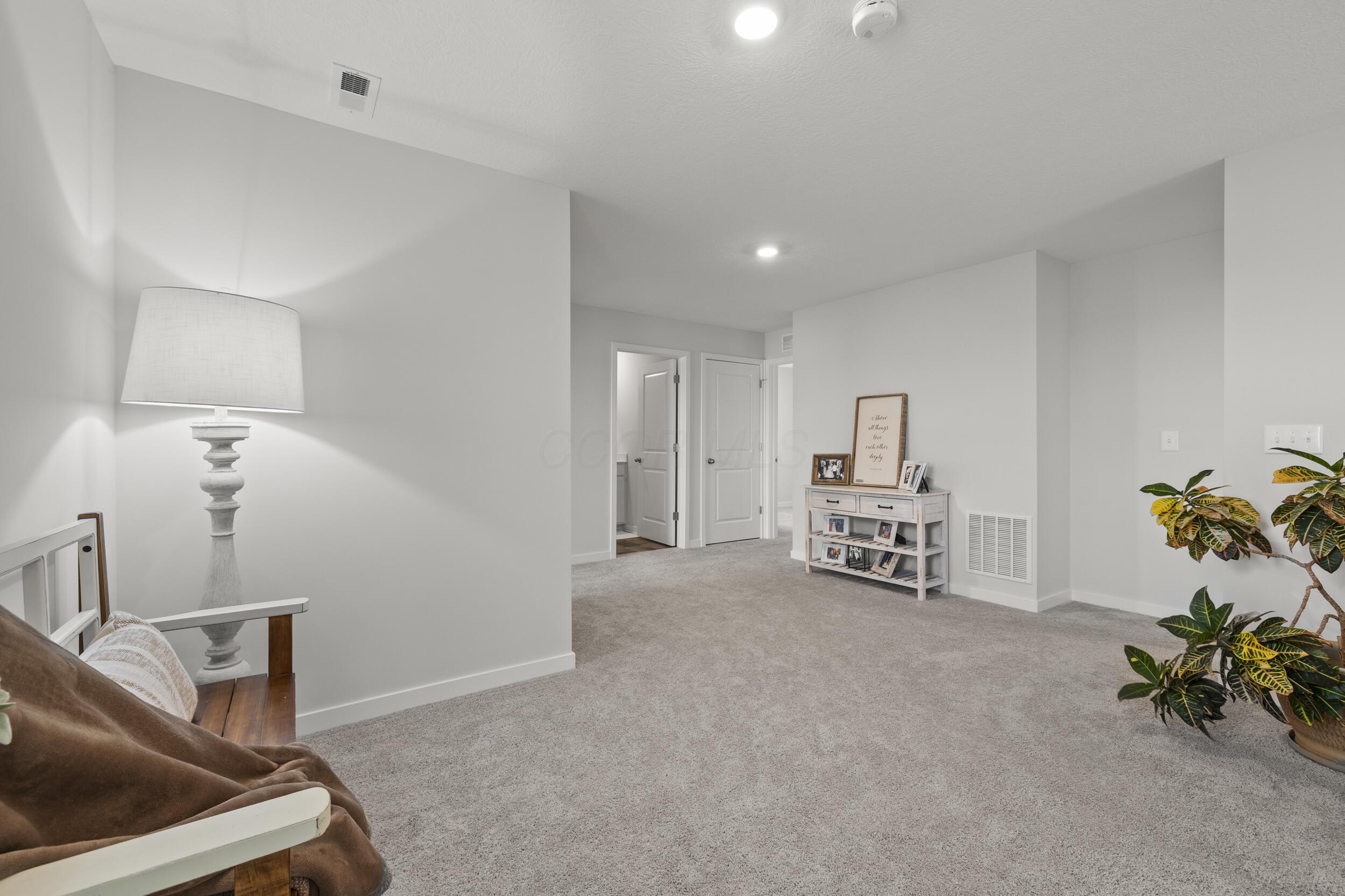 706 Leslie Drive Property Photo 15