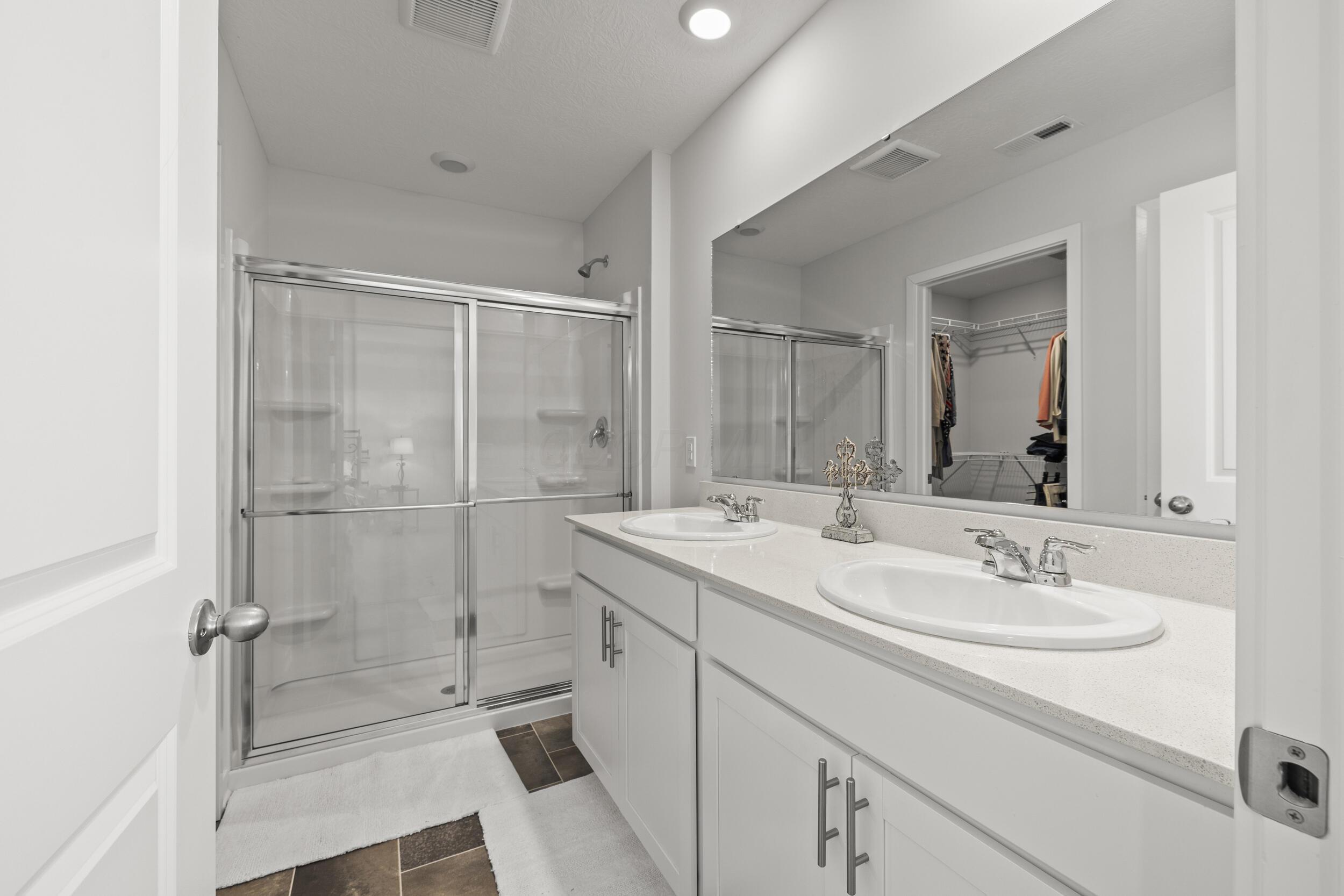 706 Leslie Drive Property Photo 20