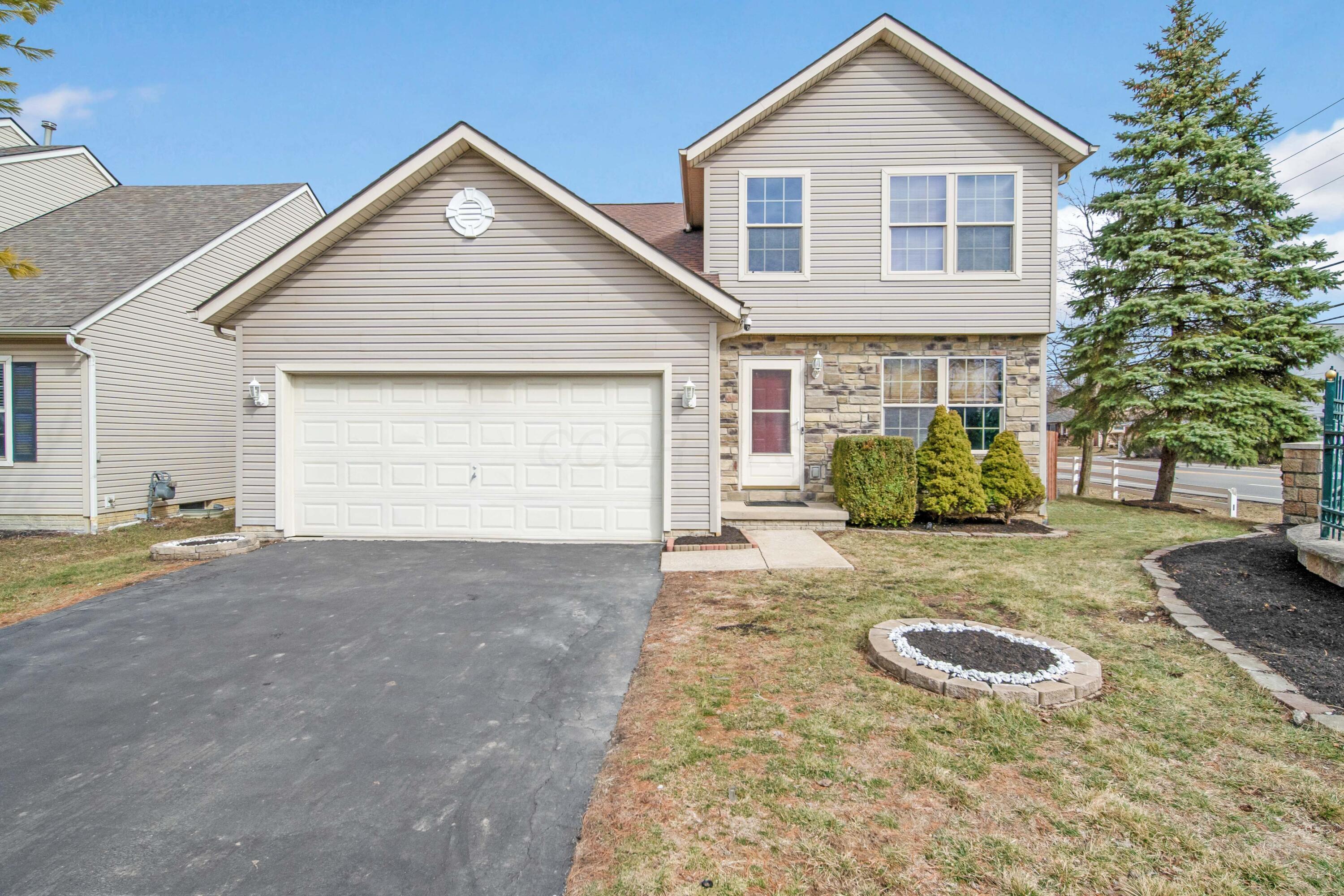 5414 Hillbrook Drive Property Photo 1