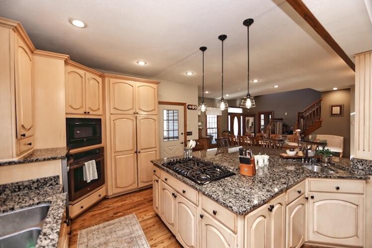 544 Grand Ridge Drive Property Photo 20