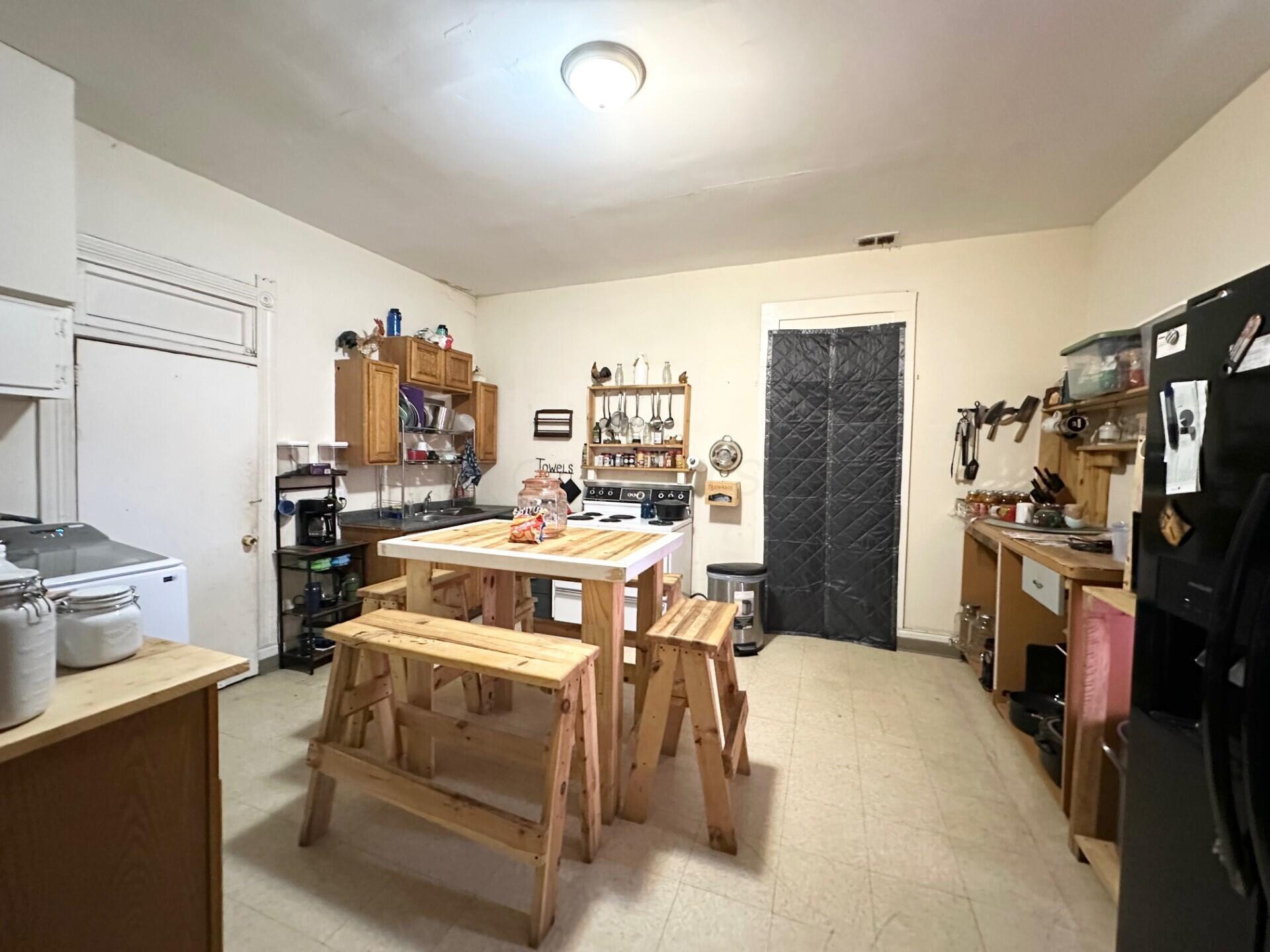 203-205 Lawrence Street Property Photo 5