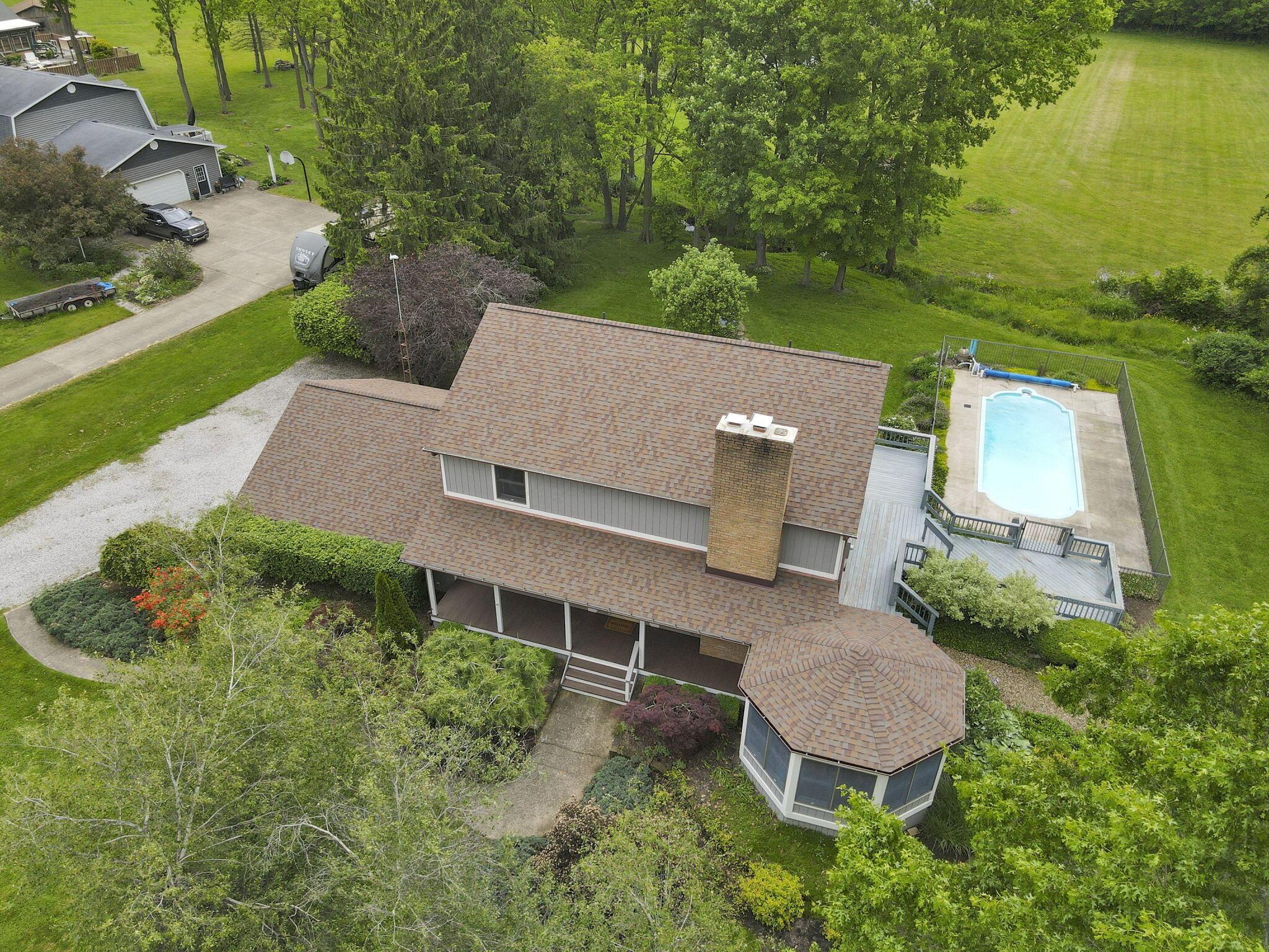 10800 Springwater Drive Property Photo 1