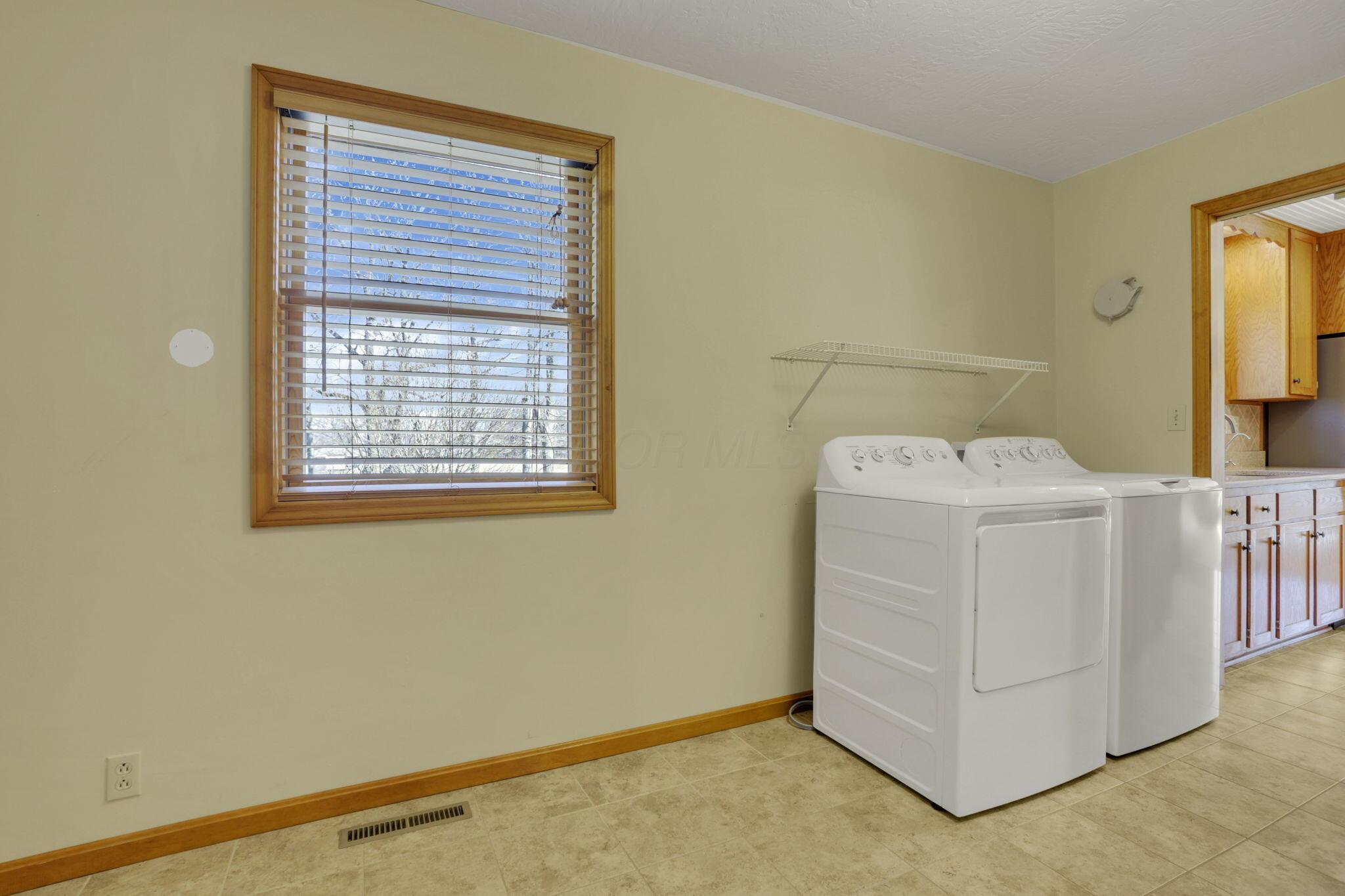 10800 Springwater Drive Property Photo 21