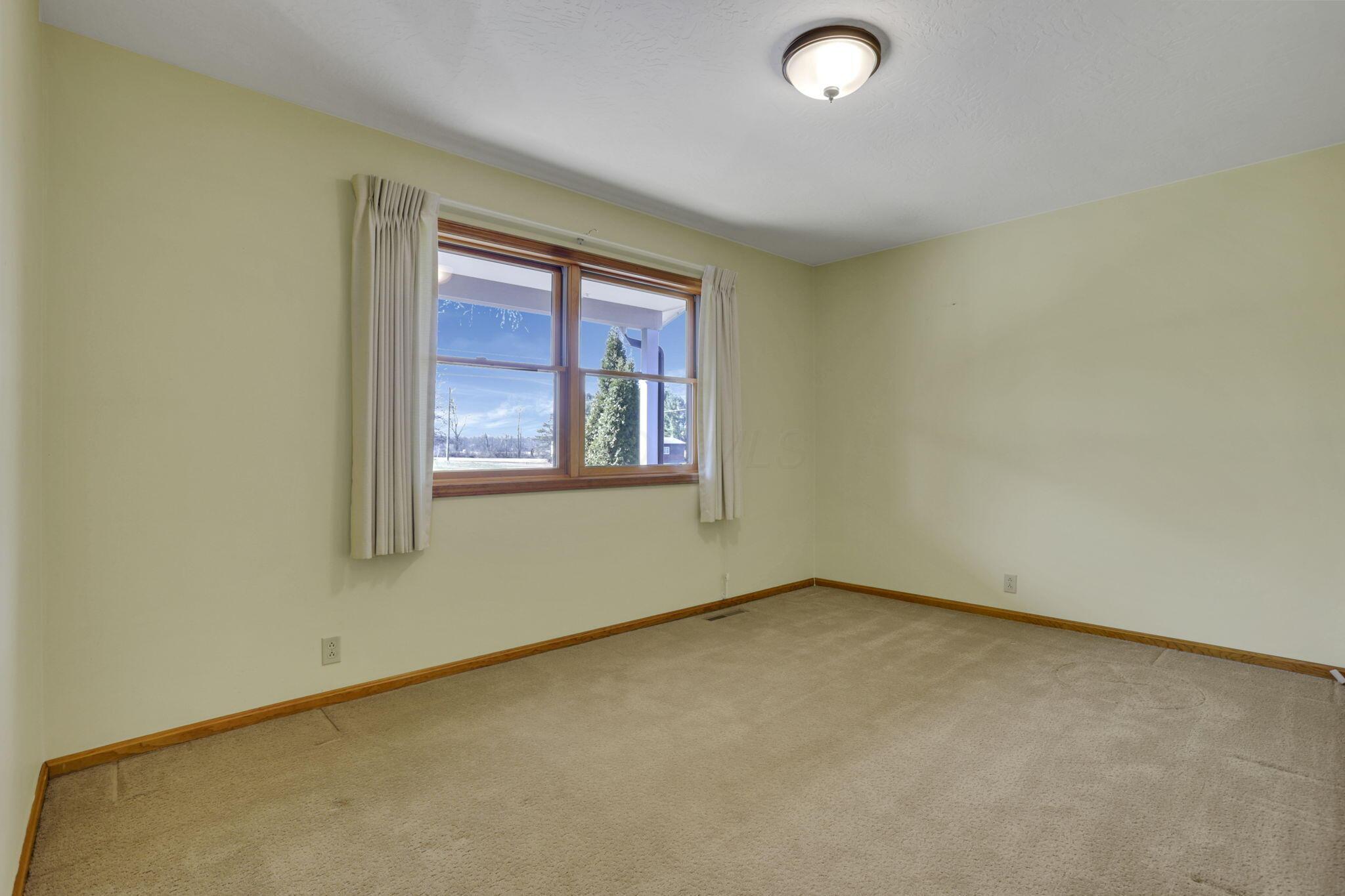 10800 Springwater Drive Property Photo 24