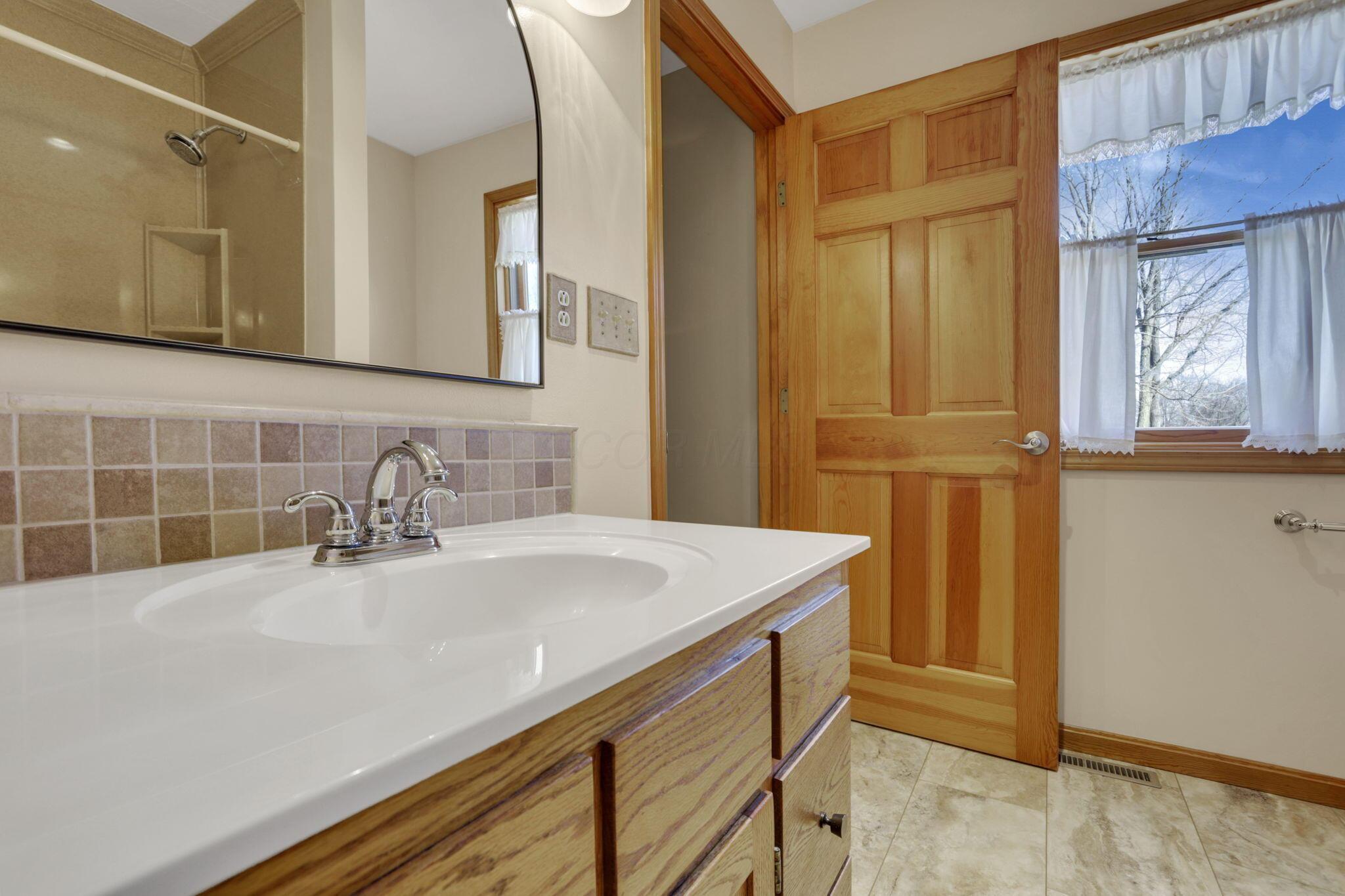 10800 Springwater Drive Property Photo 28
