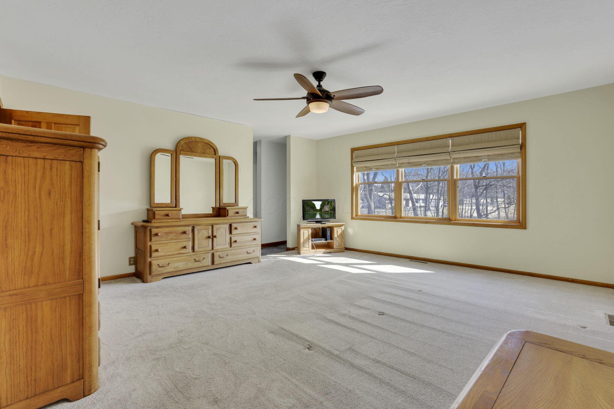 10800 Springwater Drive Property Photo 30
