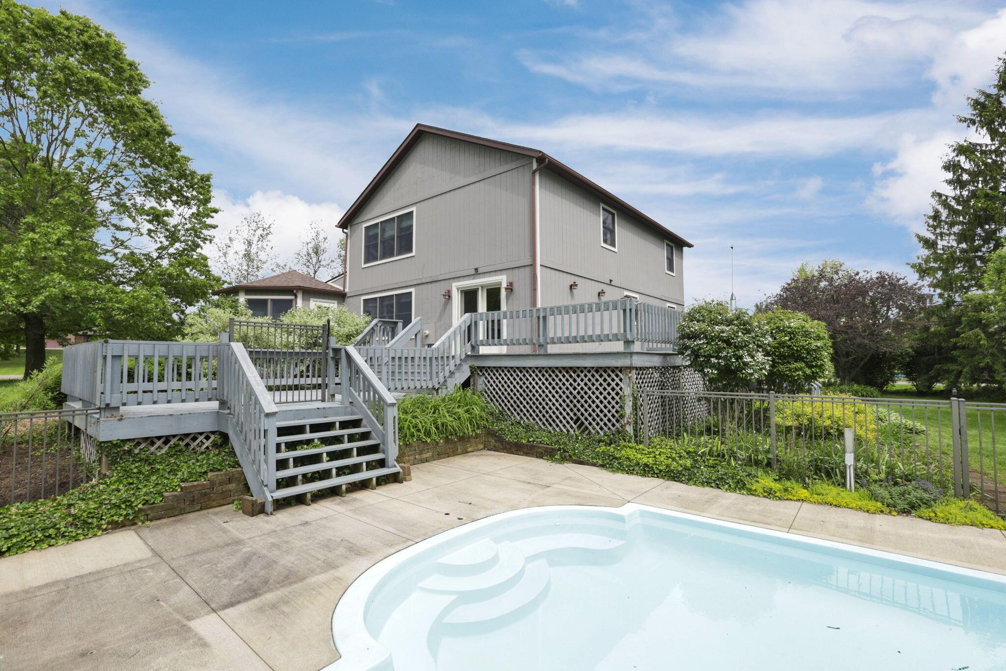 10800 Springwater Drive Property Photo 41