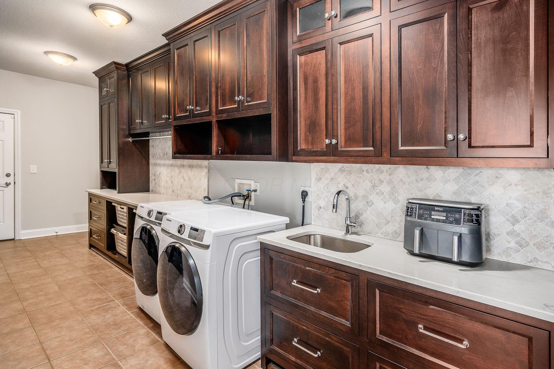 2496 Shepherd Court Property Photo 29