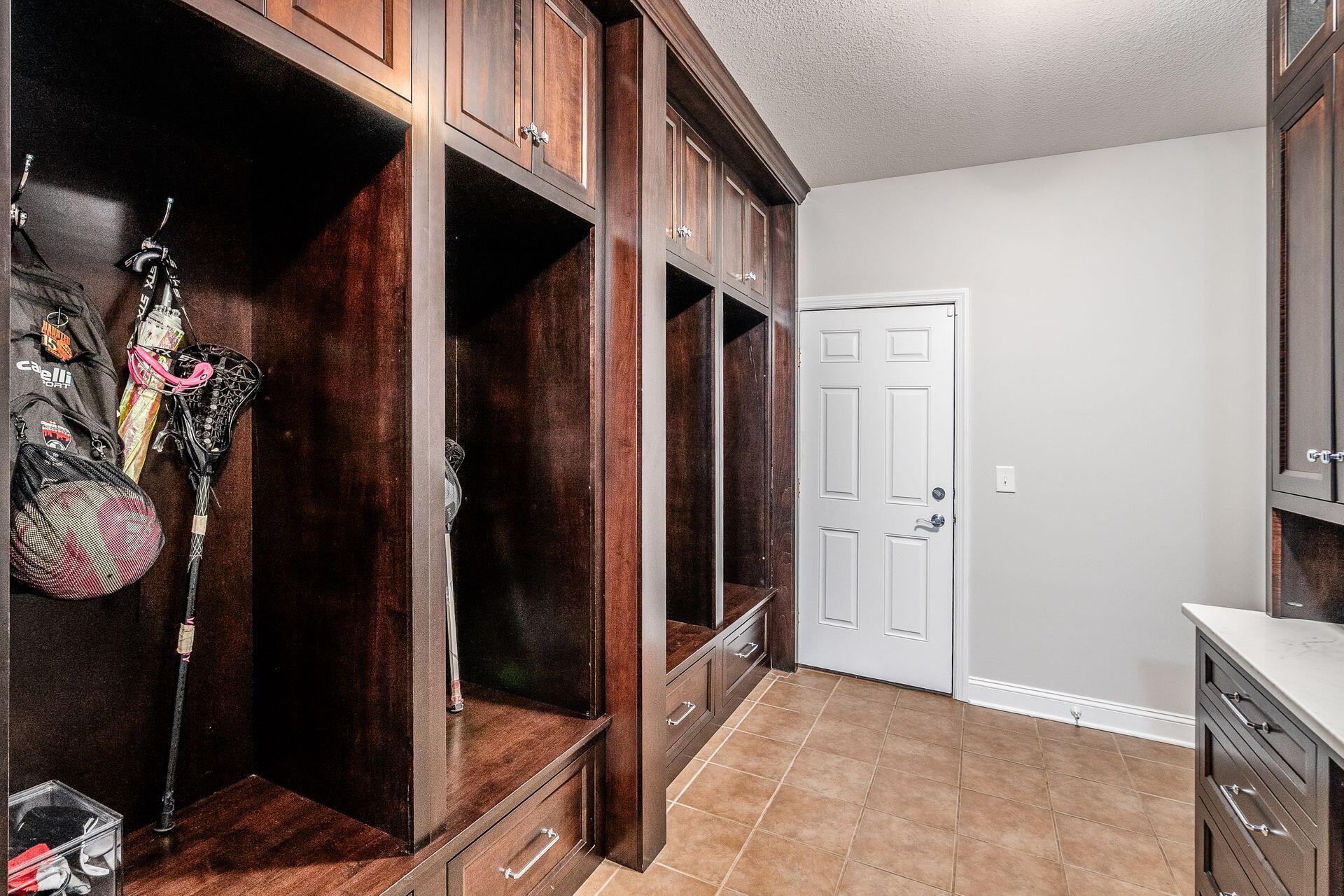 2496 Shepherd Court Property Photo 30