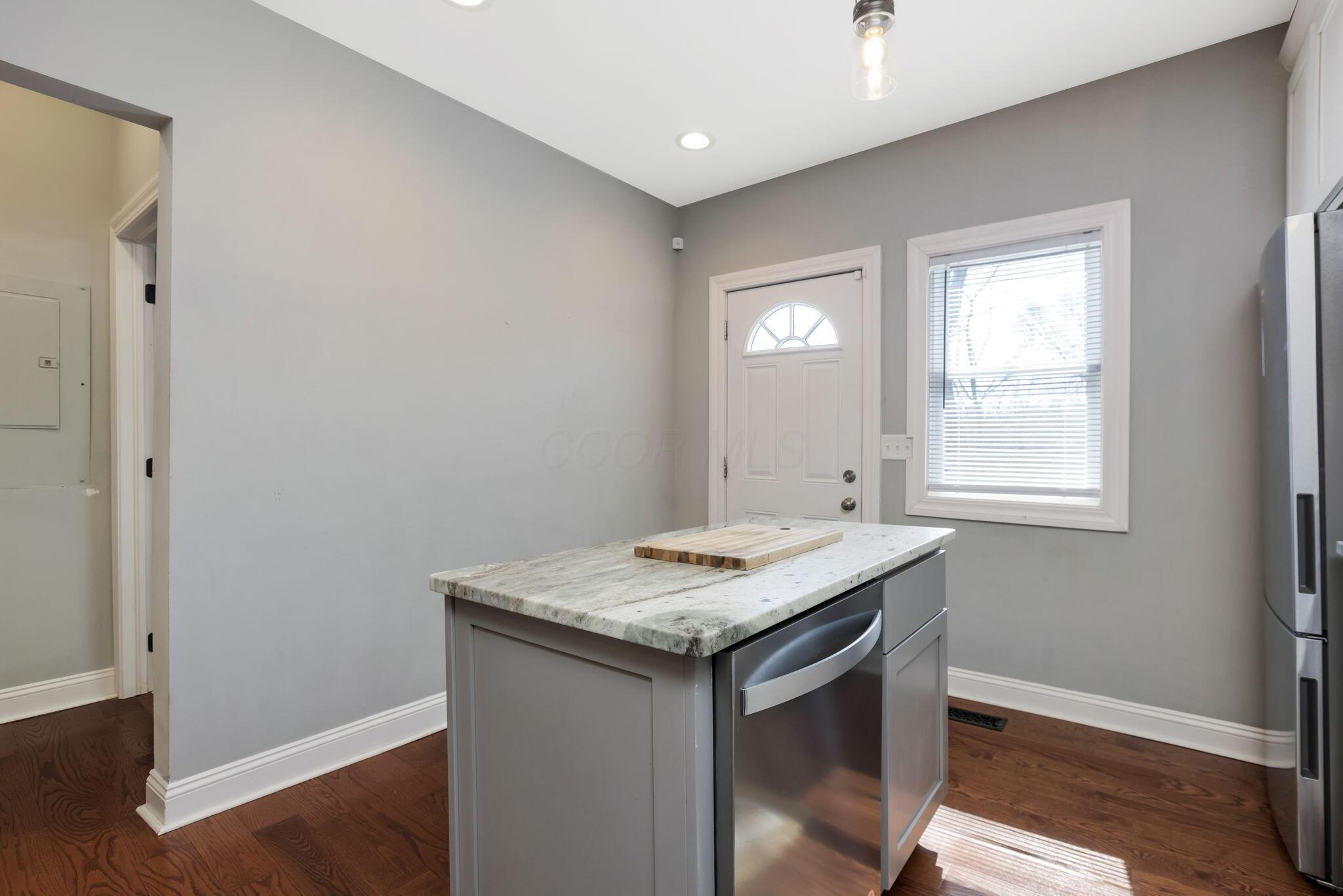 1835 E Rich Street Property Photo 18