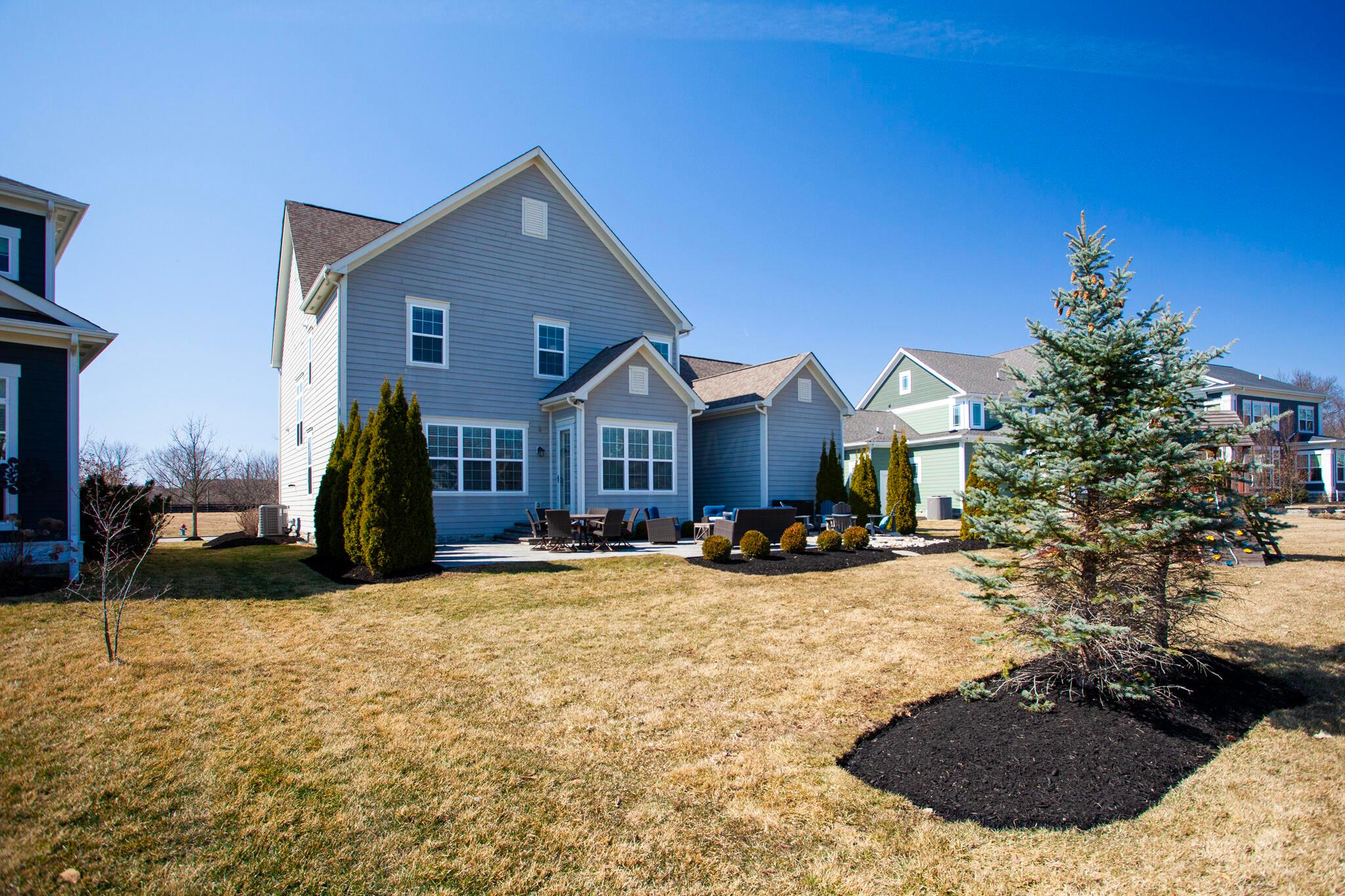10652 Arrowwood Drive Property Photo 3