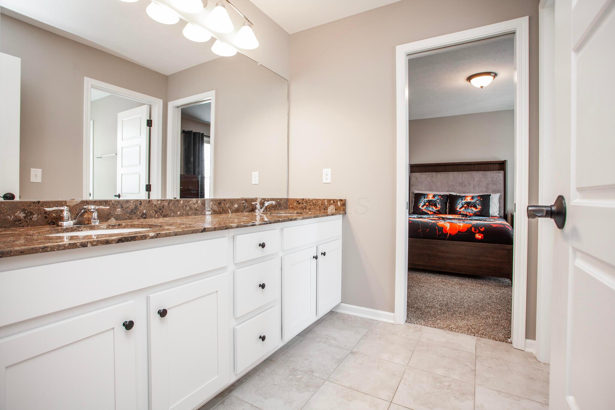 10652 Arrowwood Drive Property Photo 41