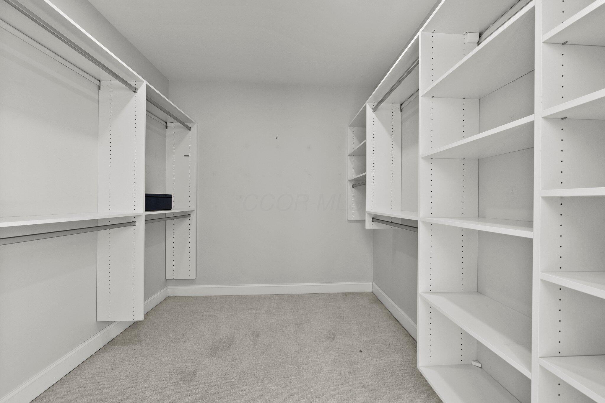 250 W Spring Street, 257 Property Photo 26