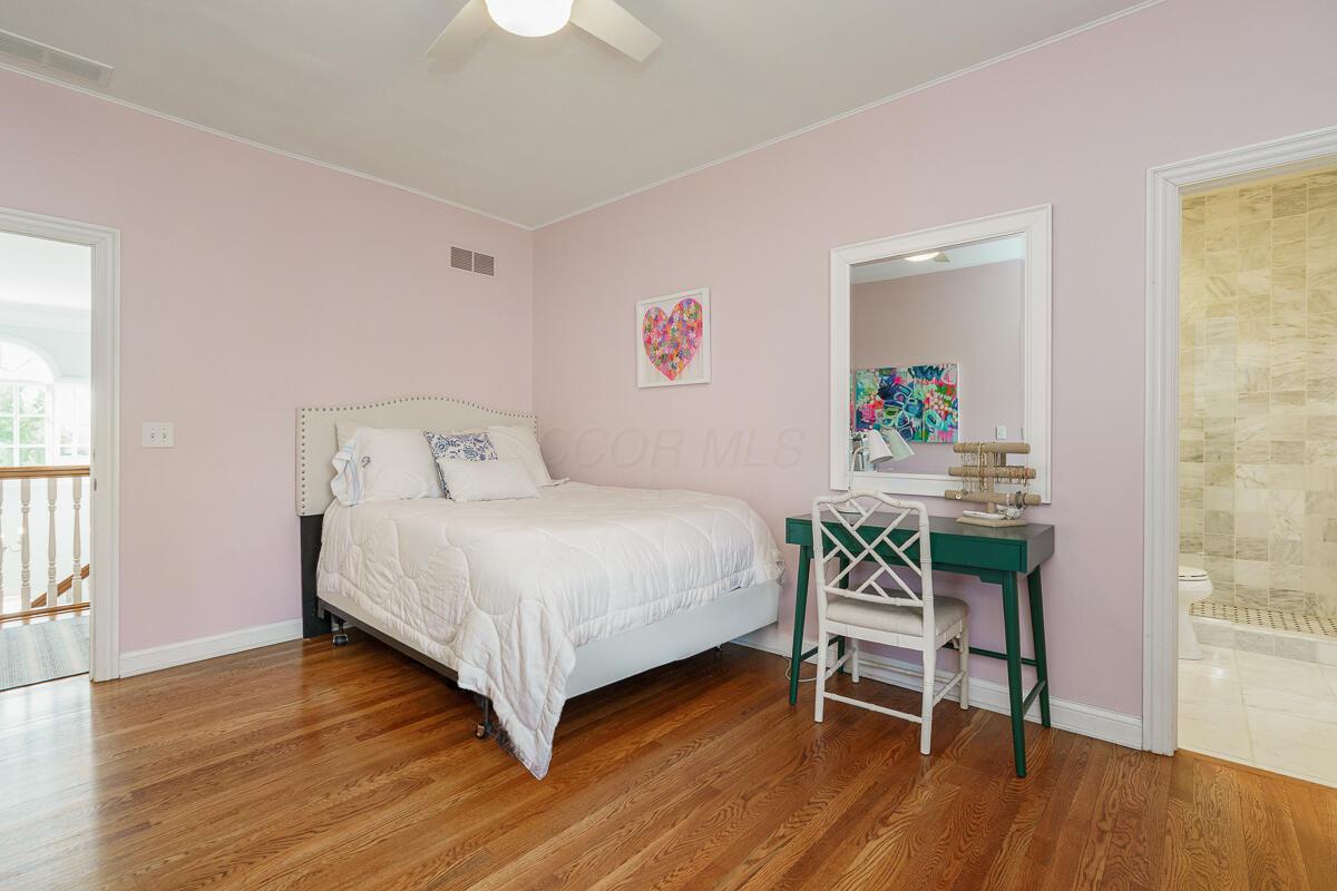 6892 Rosewell Lane Property Photo 33