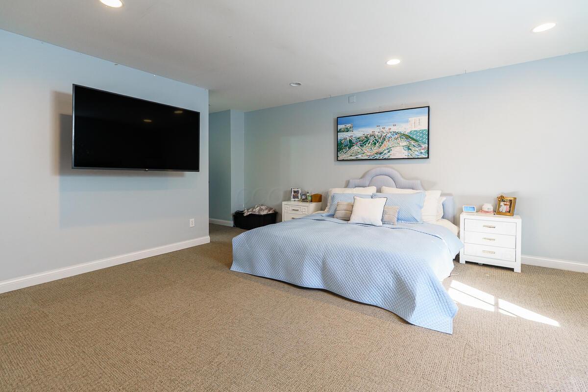 6892 Rosewell Lane Property Photo 43