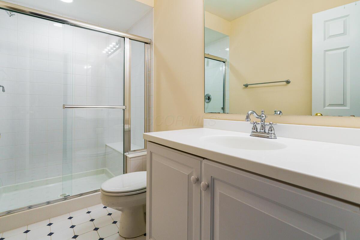 6892 Rosewell Lane Property Photo 46