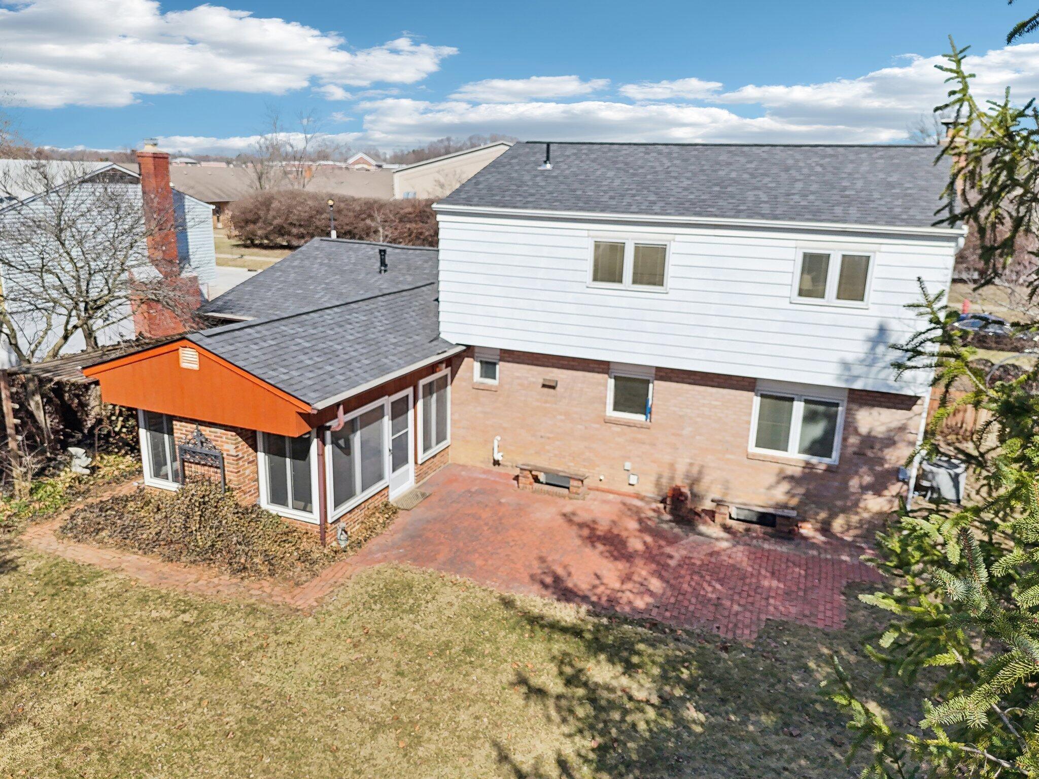 81 Fairdale Avenue Property Photo 3