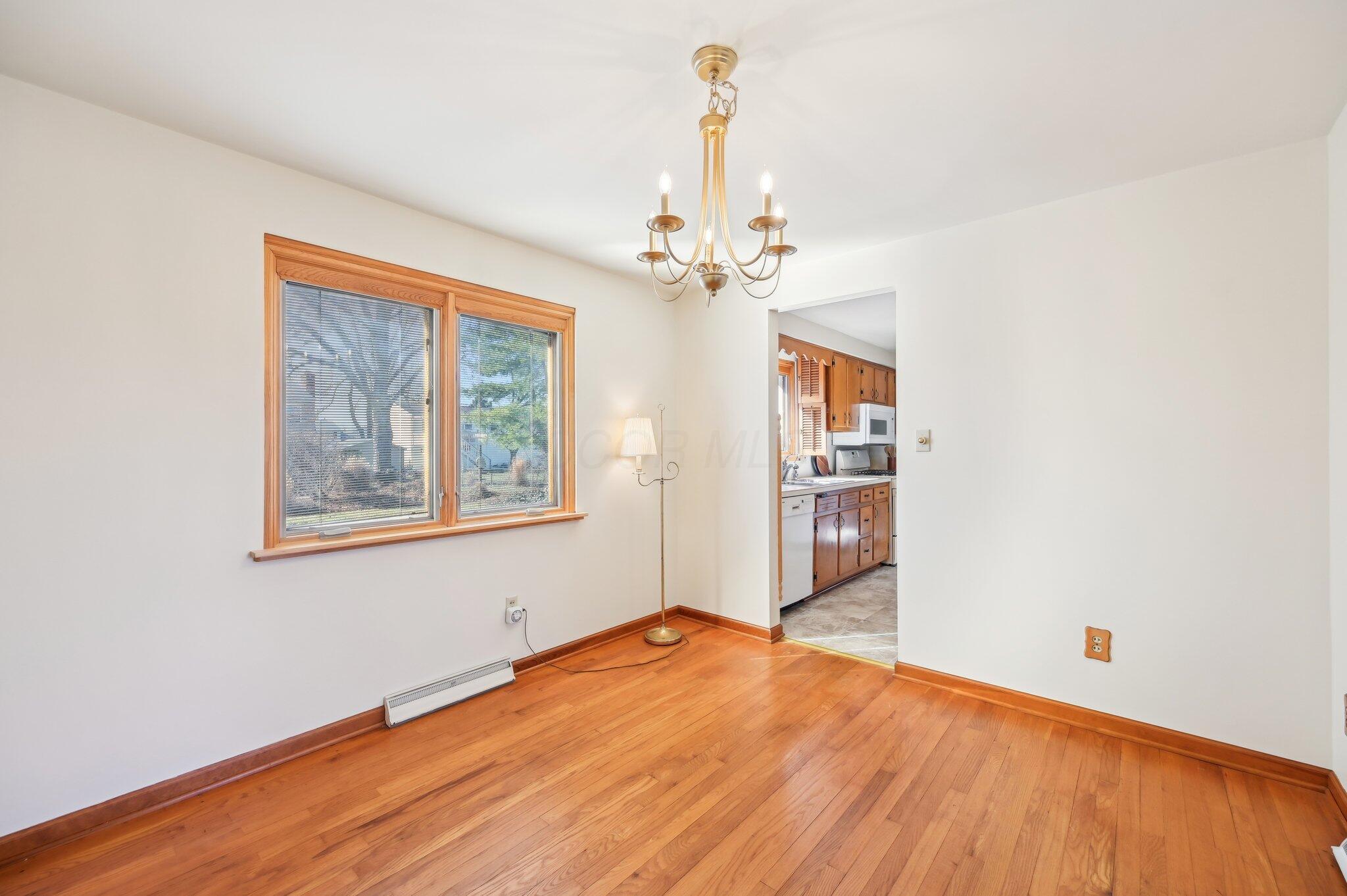 81 Fairdale Avenue Property Photo 14