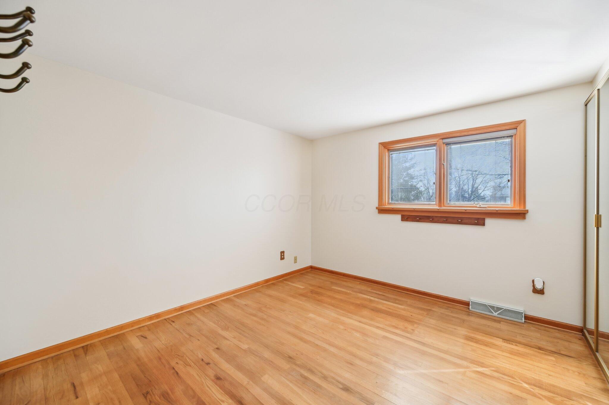 81 Fairdale Avenue Property Photo 19