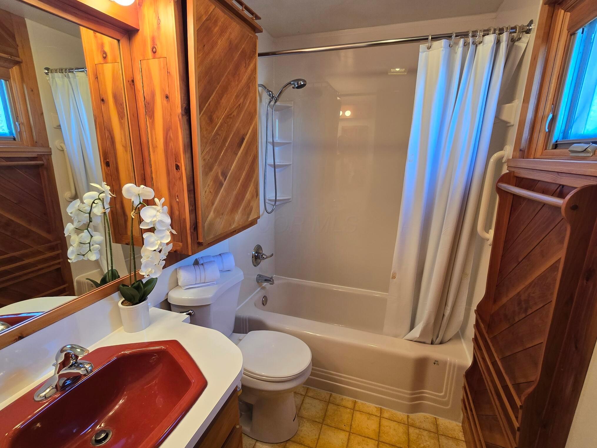 81 Fairdale Avenue Property Photo 21