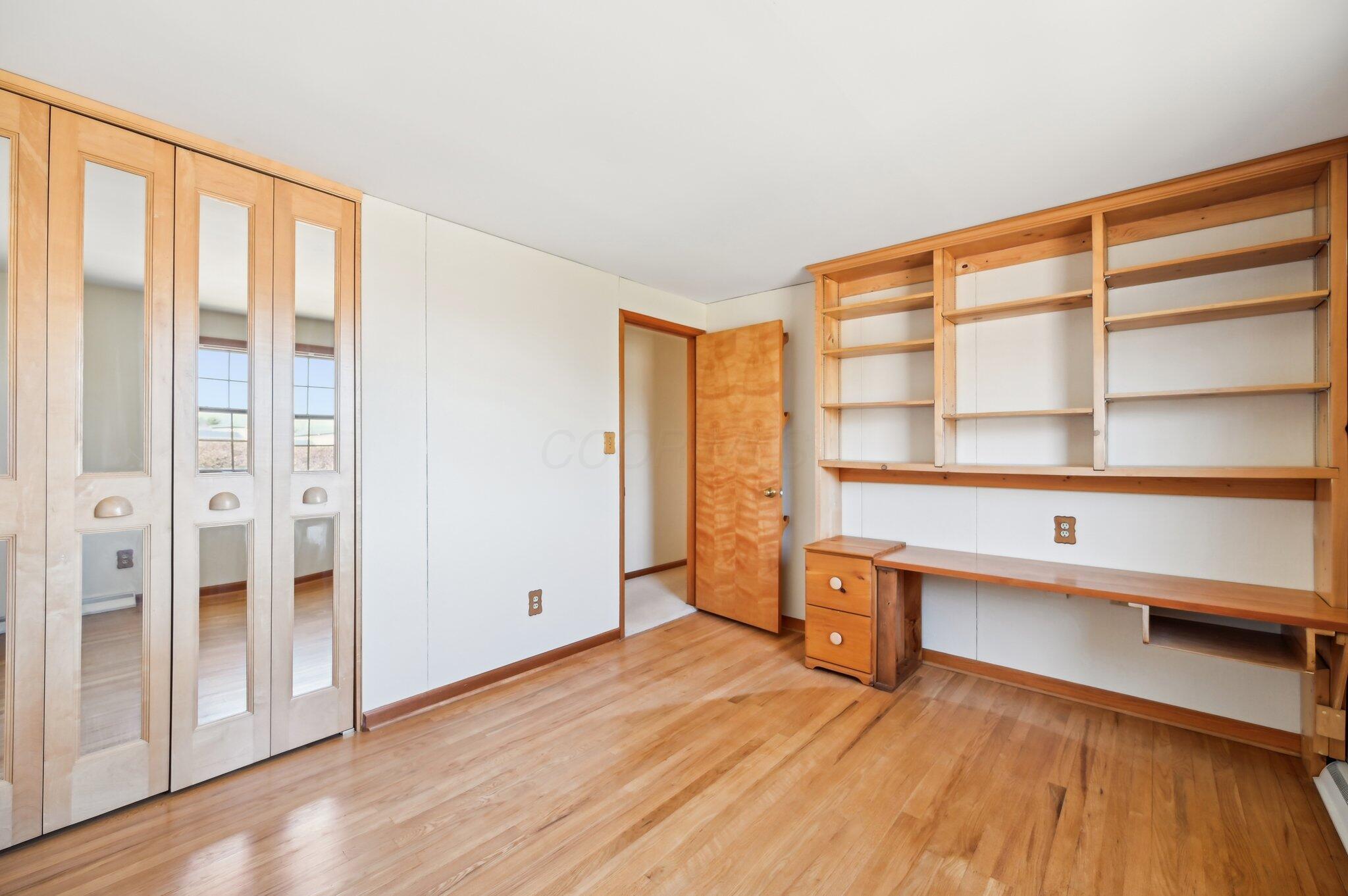 81 Fairdale Avenue Property Photo 23