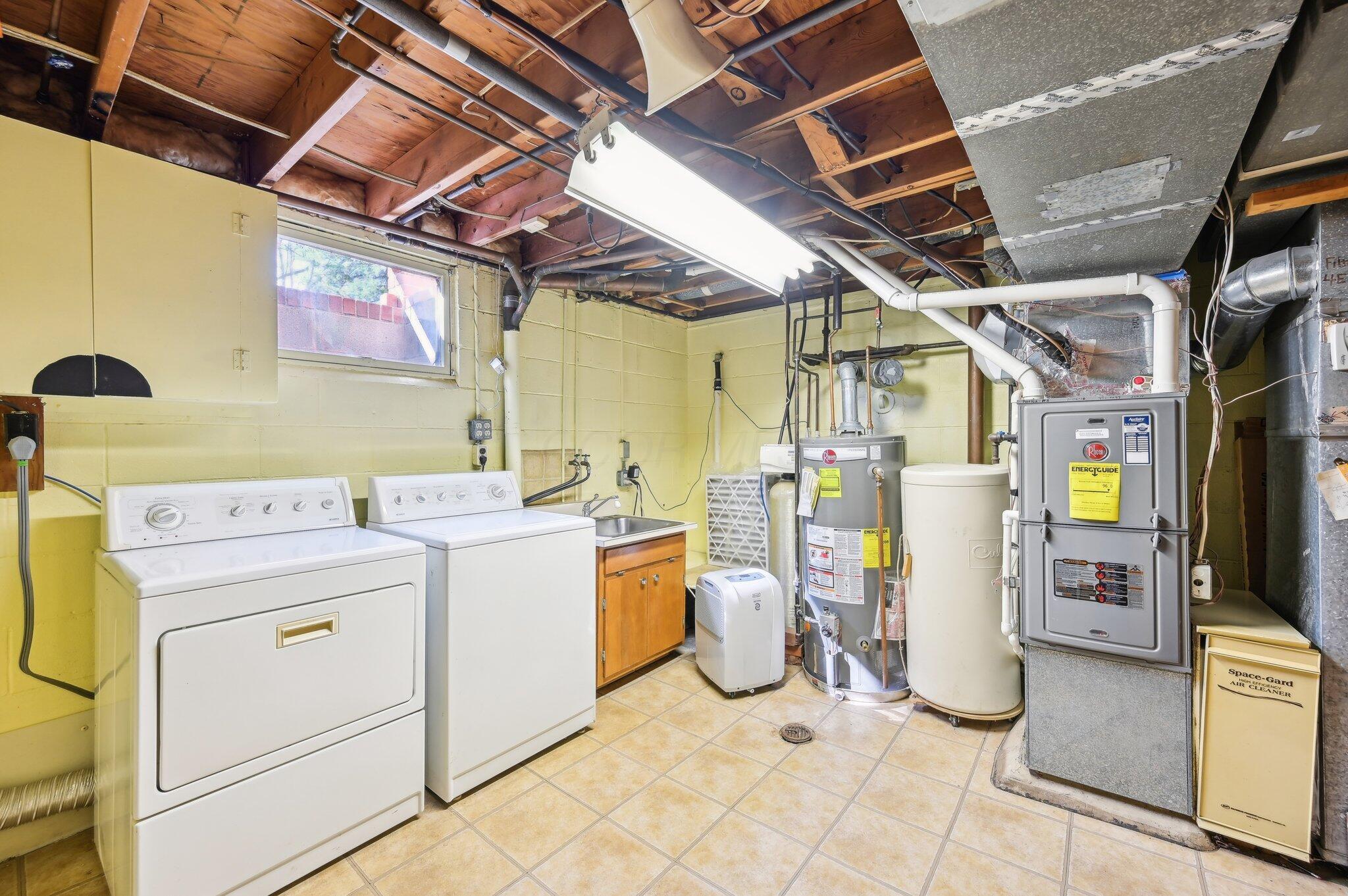 81 Fairdale Avenue Property Photo 29