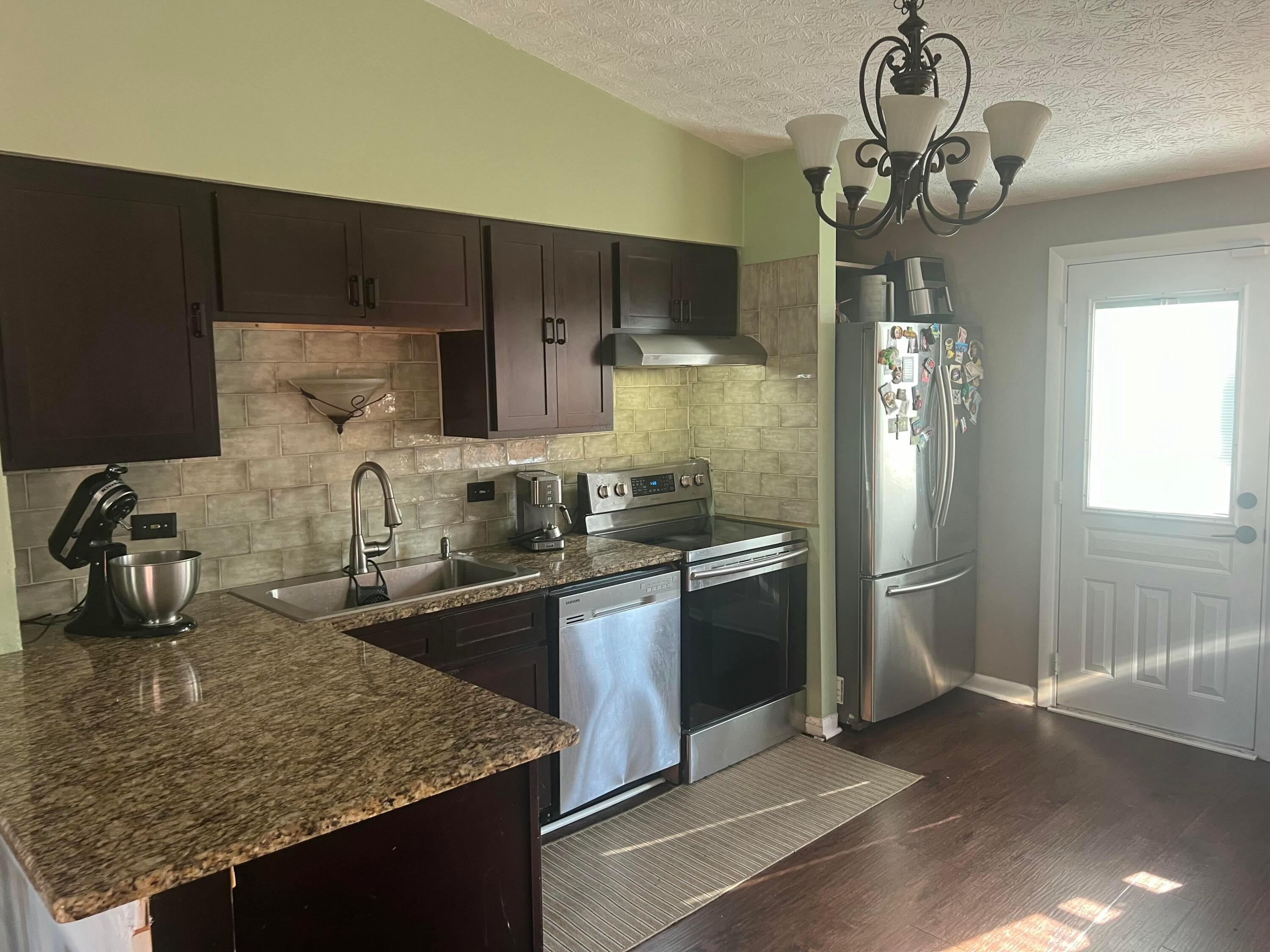6578 Arborg Court Property Photo 4