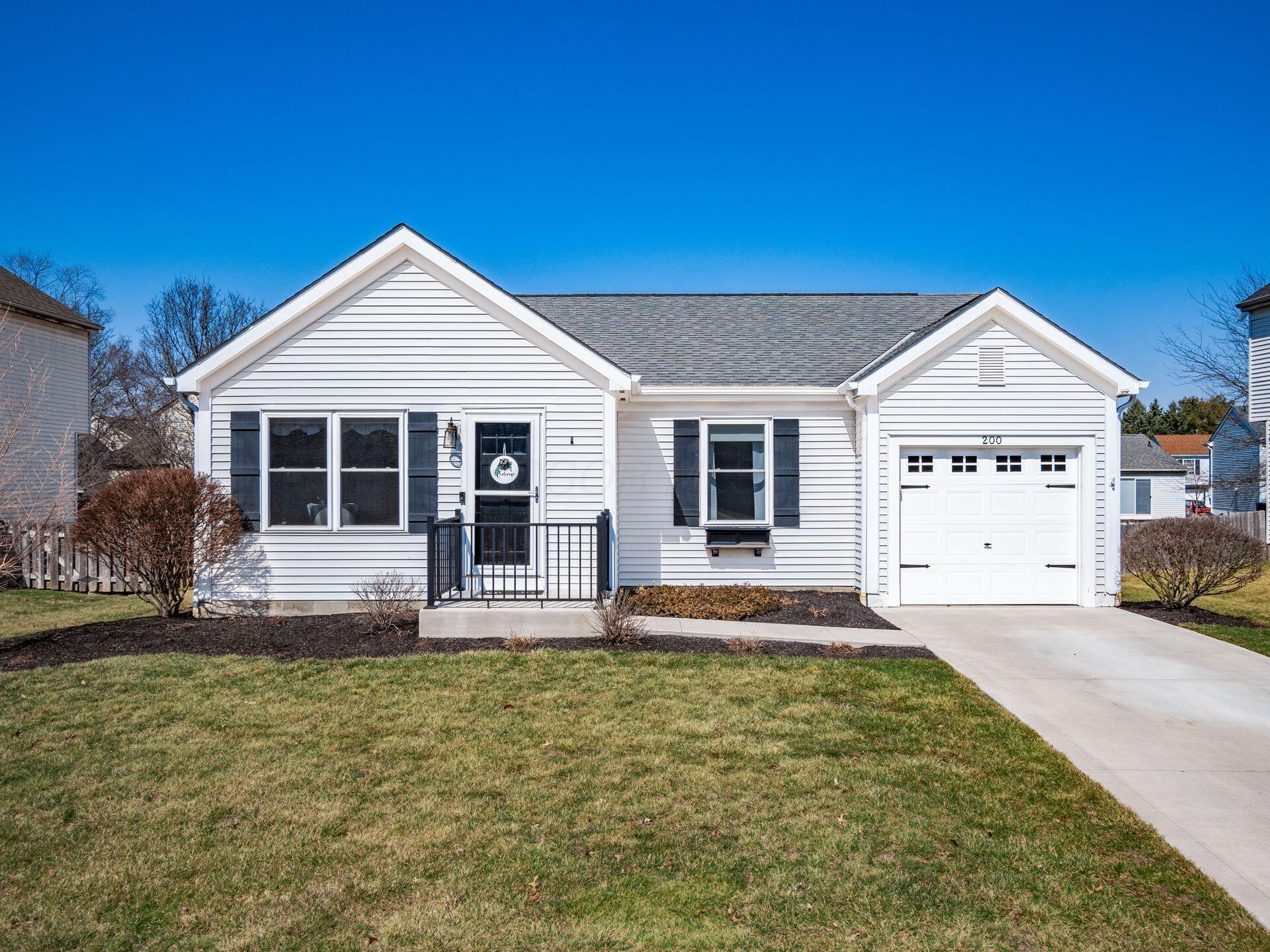 Ashton Meadows Real Estate Listings Main Image