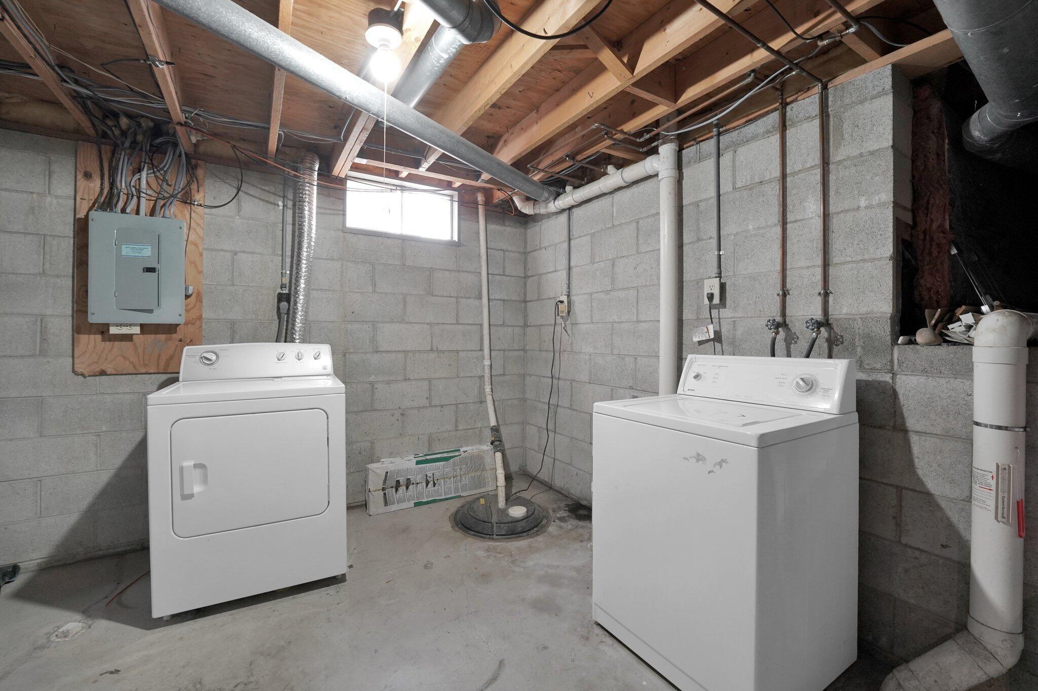 5850 Meadowhurst Way Property Photo 23