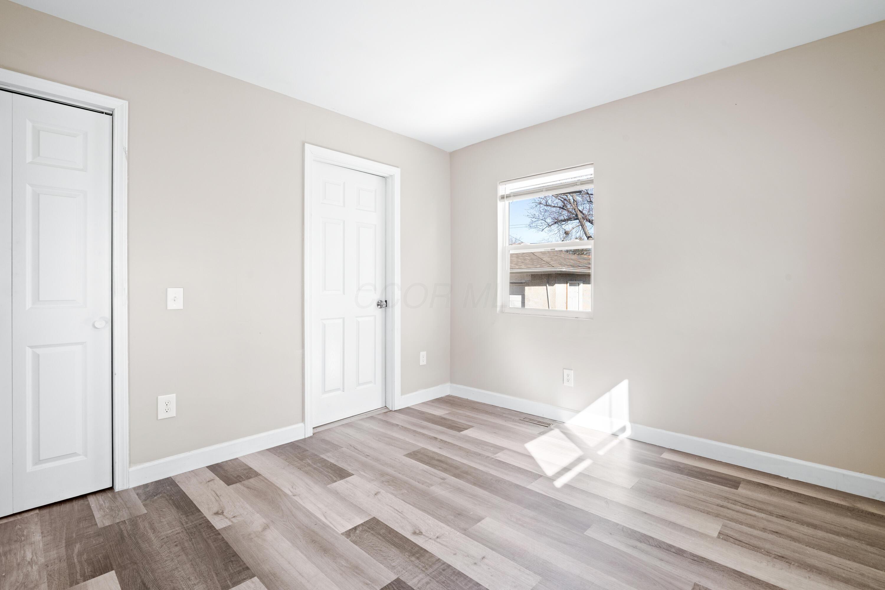 1360 E Weber Road Property Photo 16