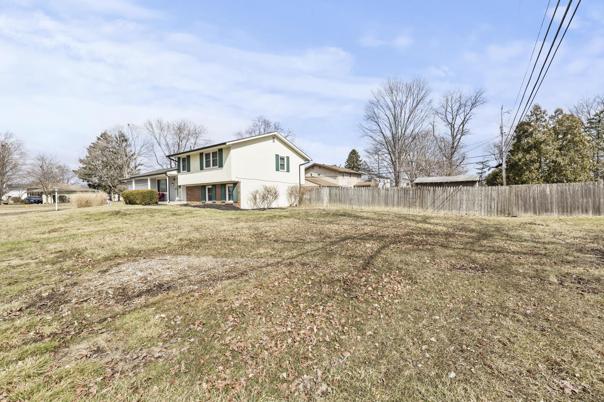 4520 Astral Drive Property Photo 2