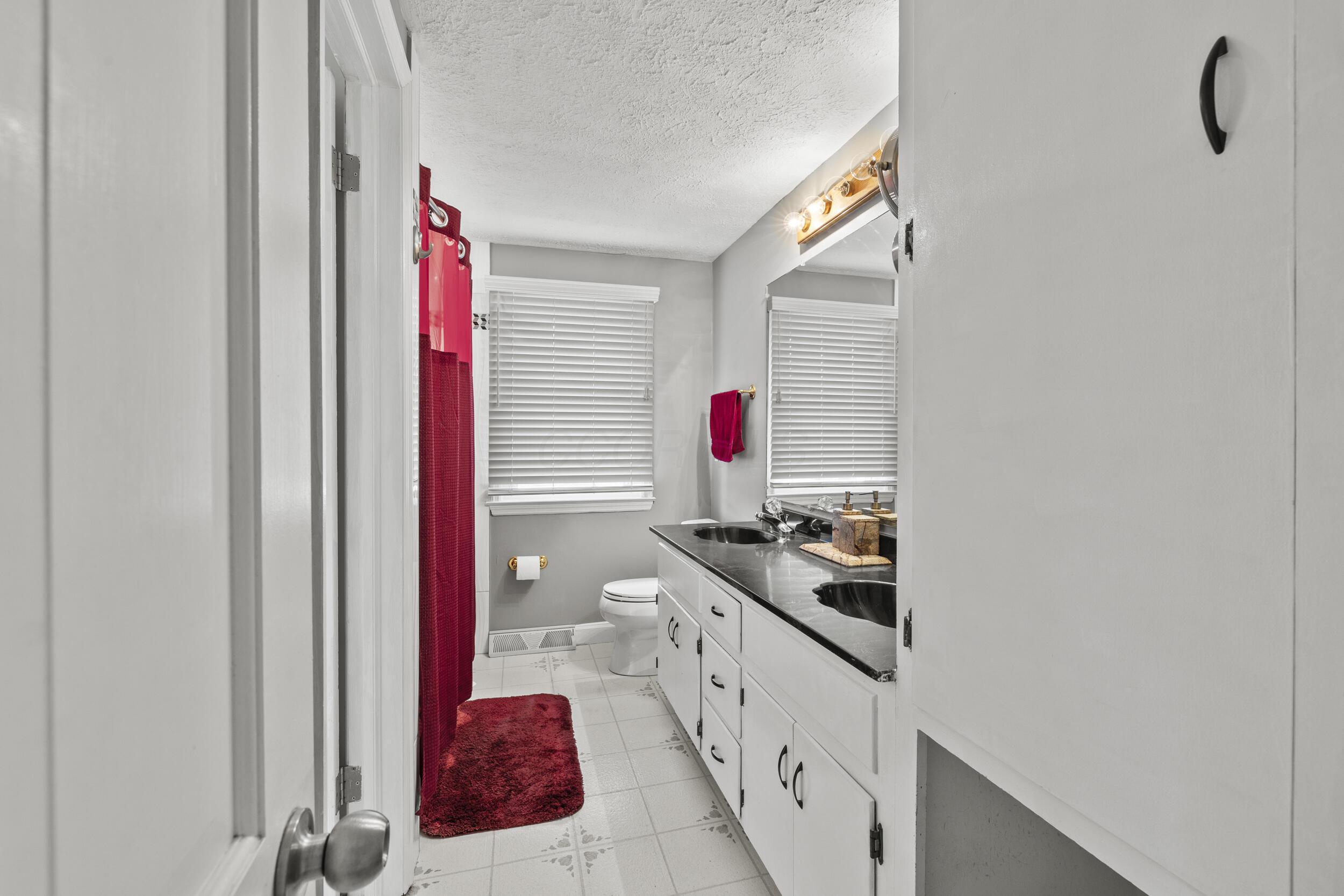 4520 Astral Drive Property Photo 17