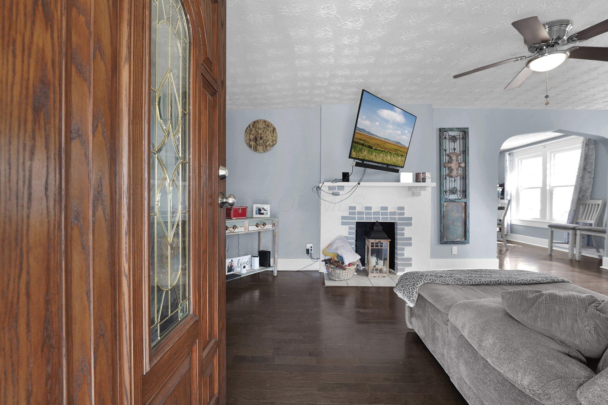 124 Hampton Place Property Photo 5