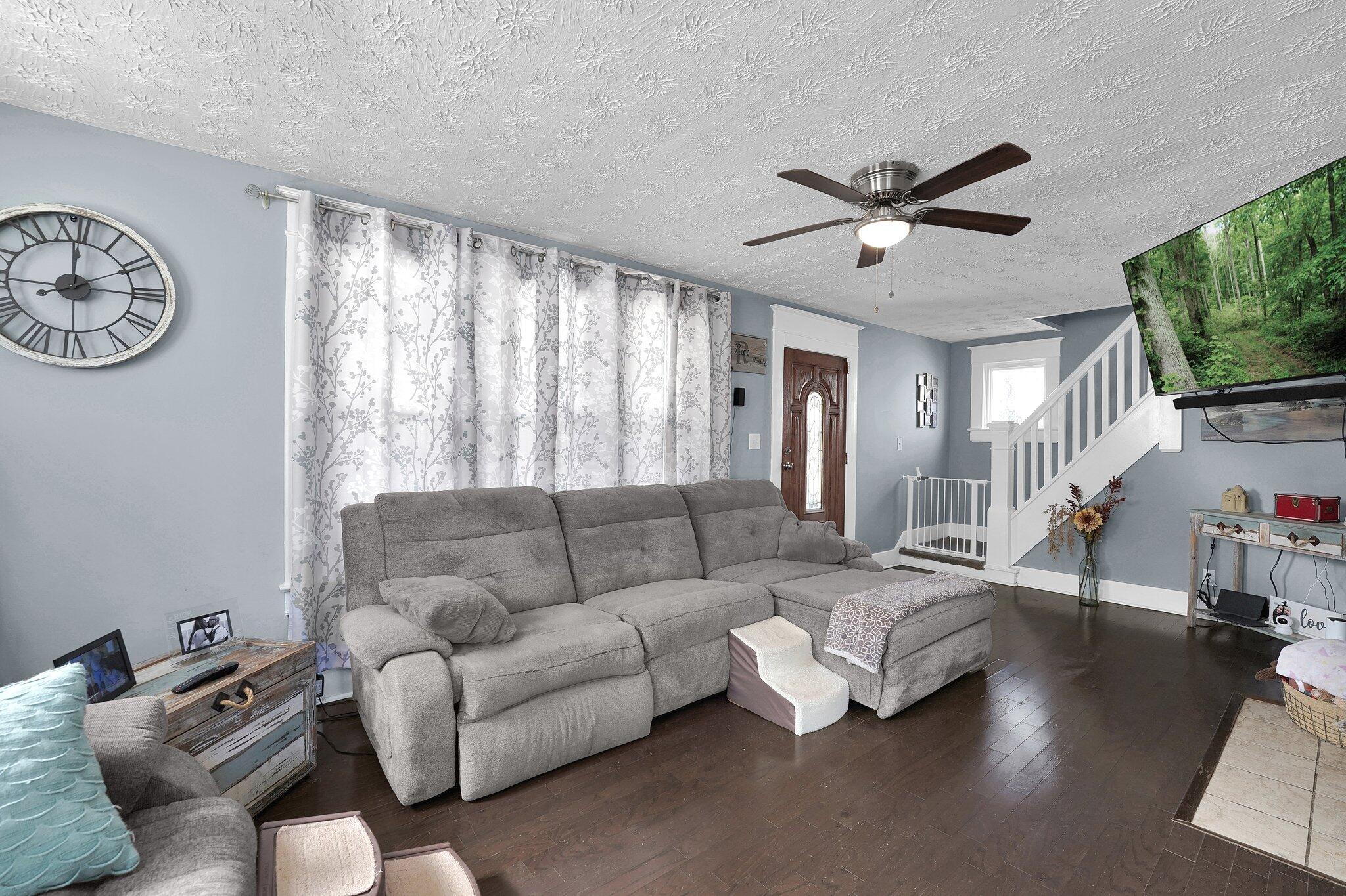 124 Hampton Place Property Photo 7