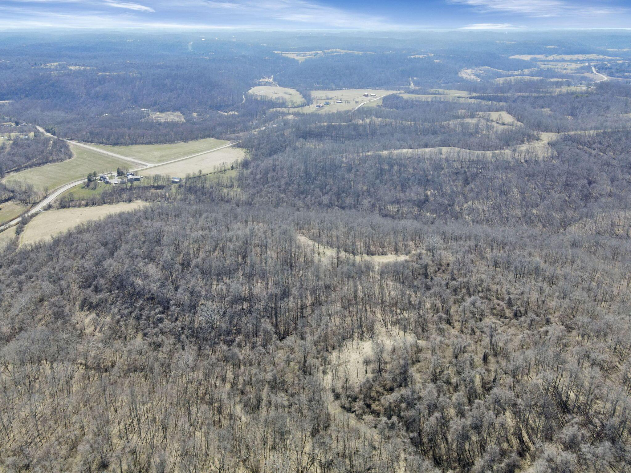 0 Oh-550 Property Photo 2