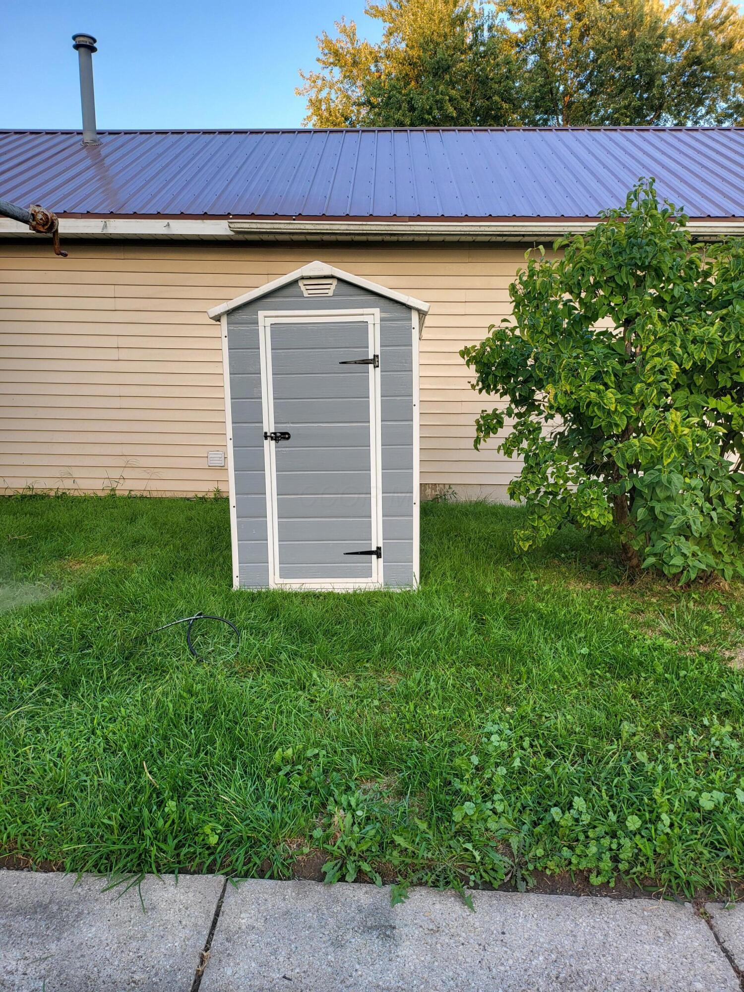 567 Wilson Avenue Property Photo 33