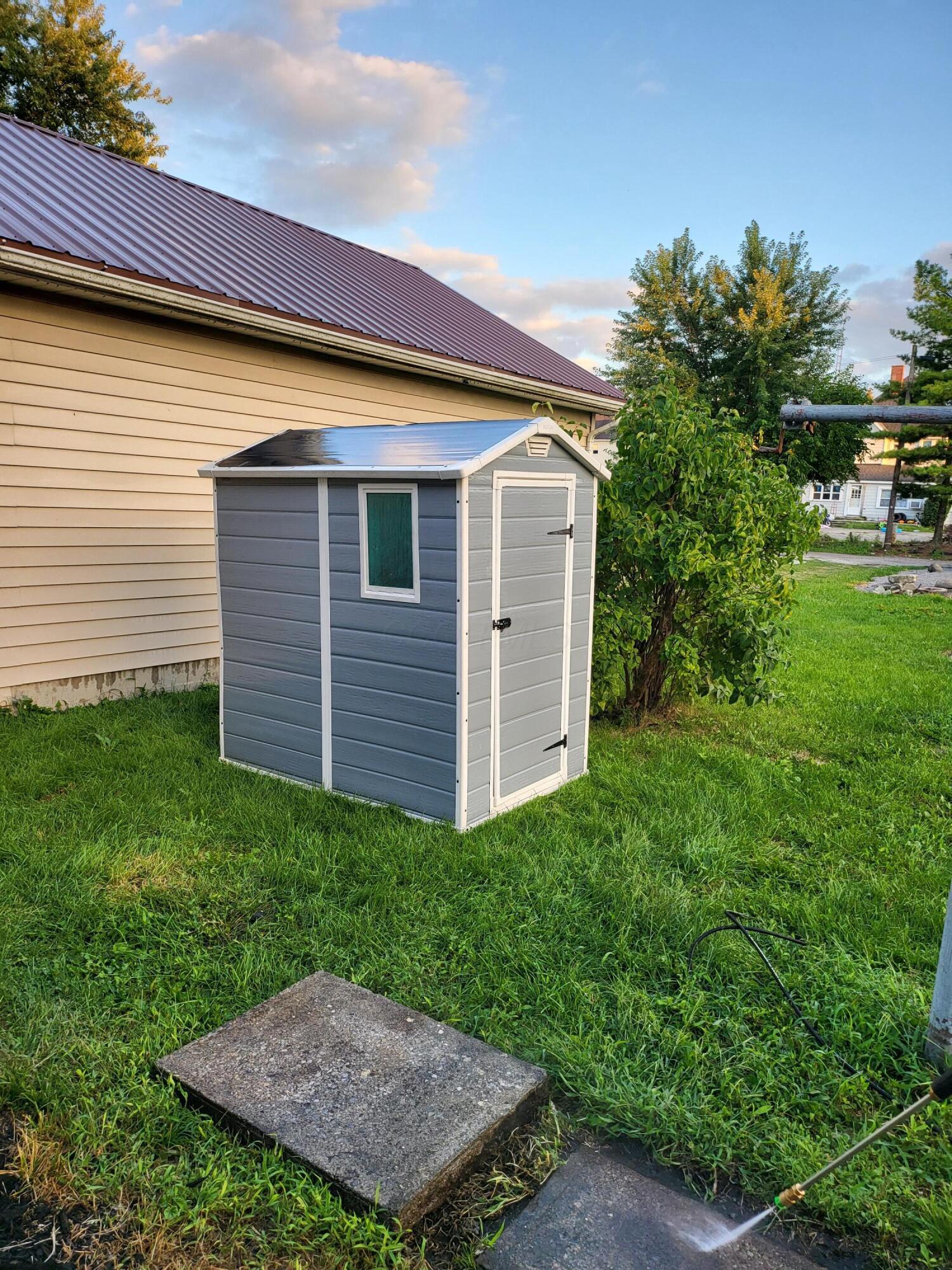 567 Wilson Avenue Property Photo 35