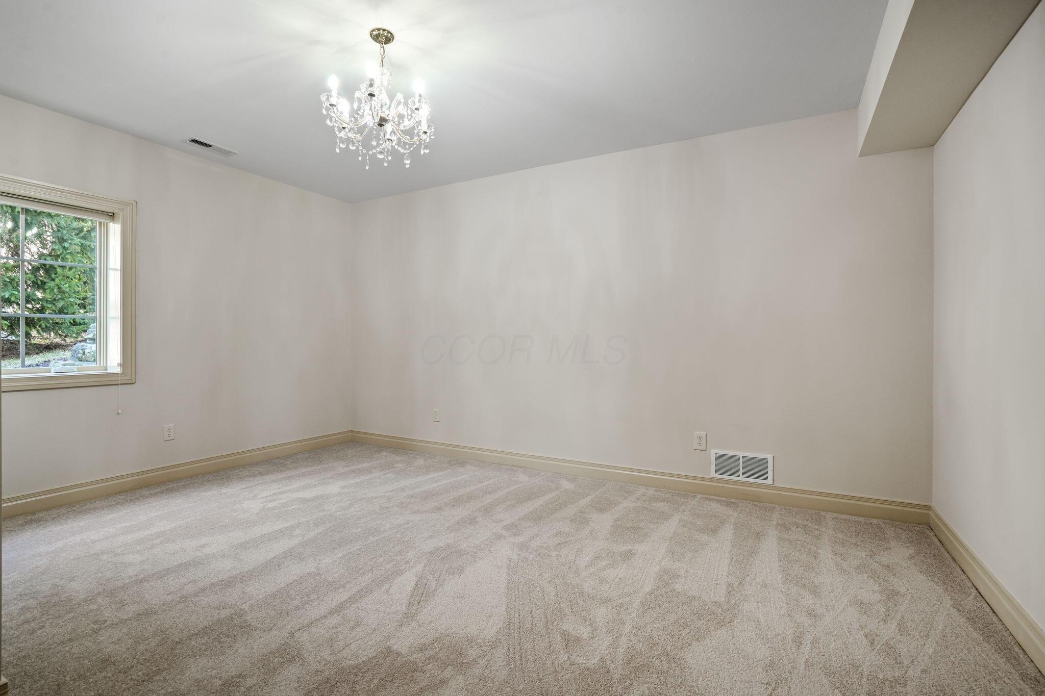 5869 Dyrham Park Property Photo 52