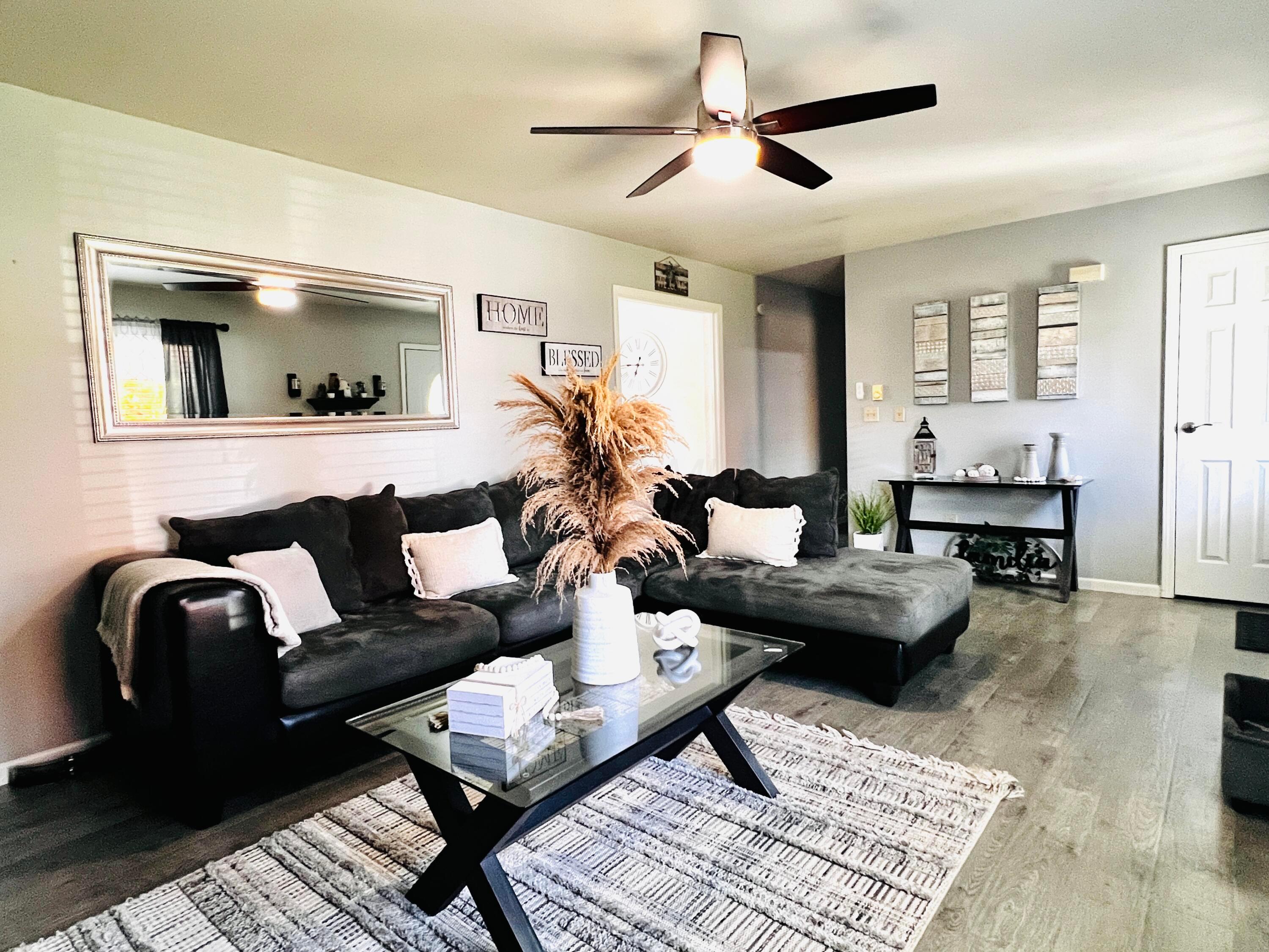 15885 Pleasant View Road Property Photo 7