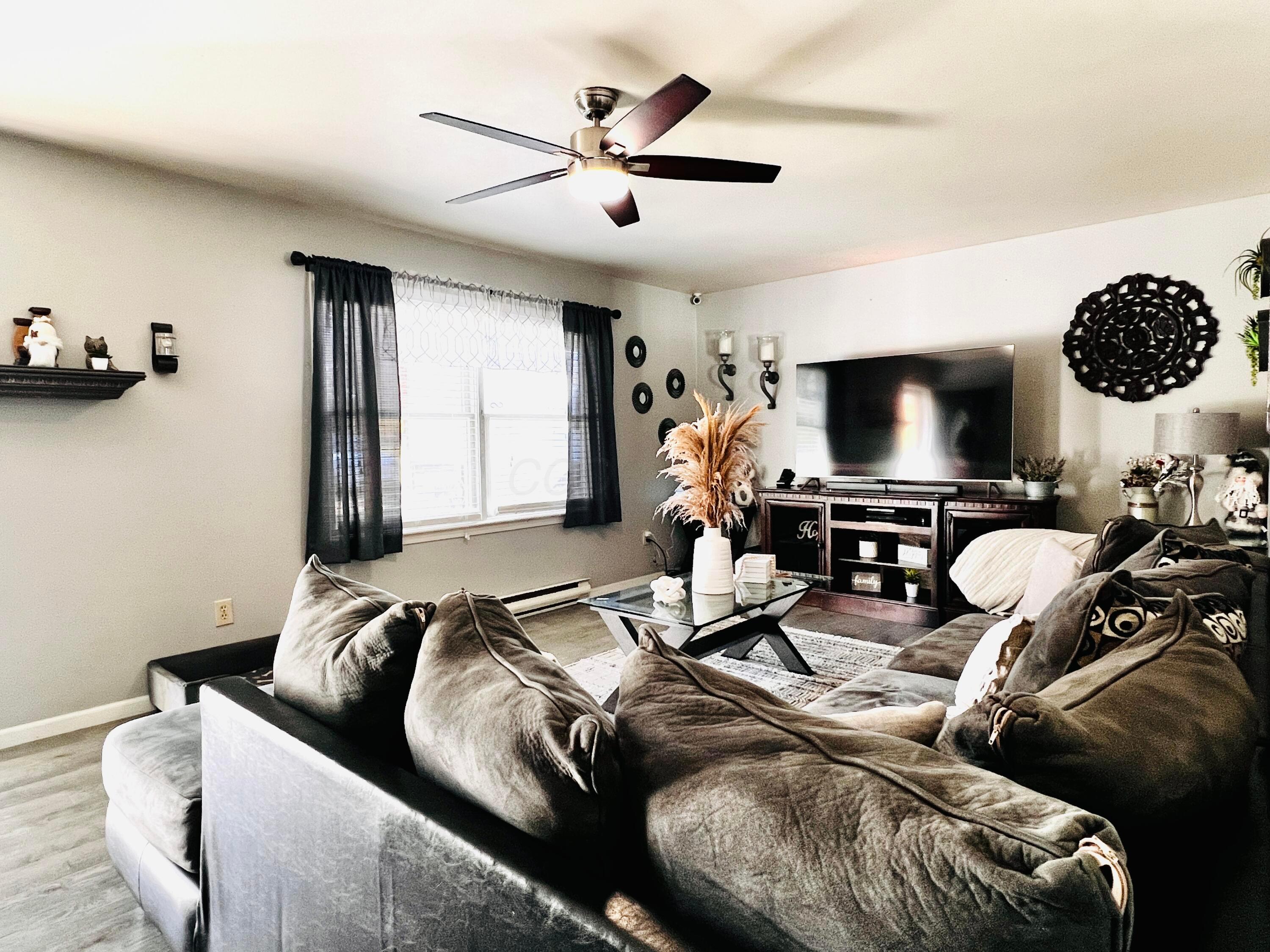 15885 Pleasant View Road Property Photo 8