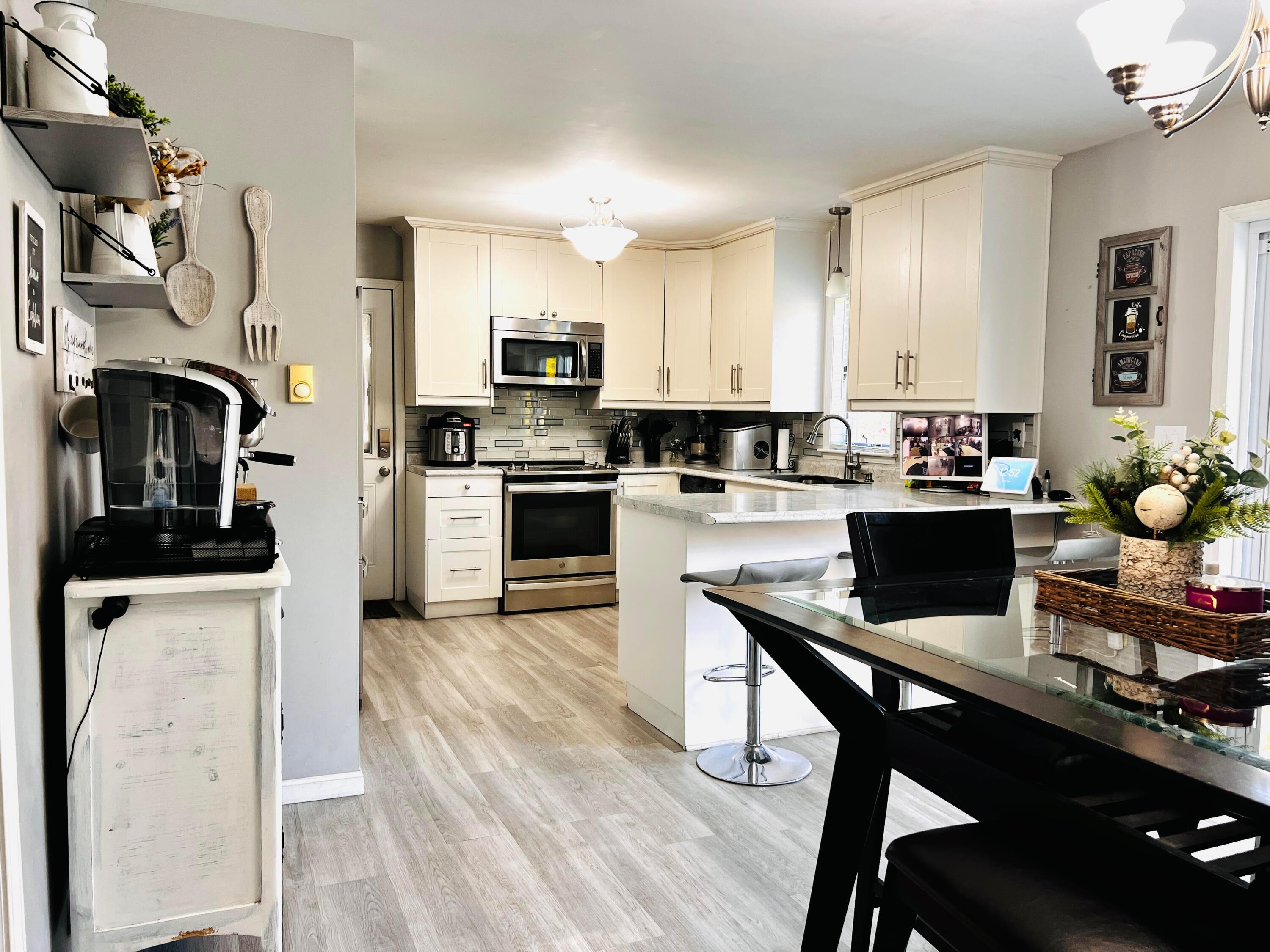 15885 Pleasant View Road Property Photo 10