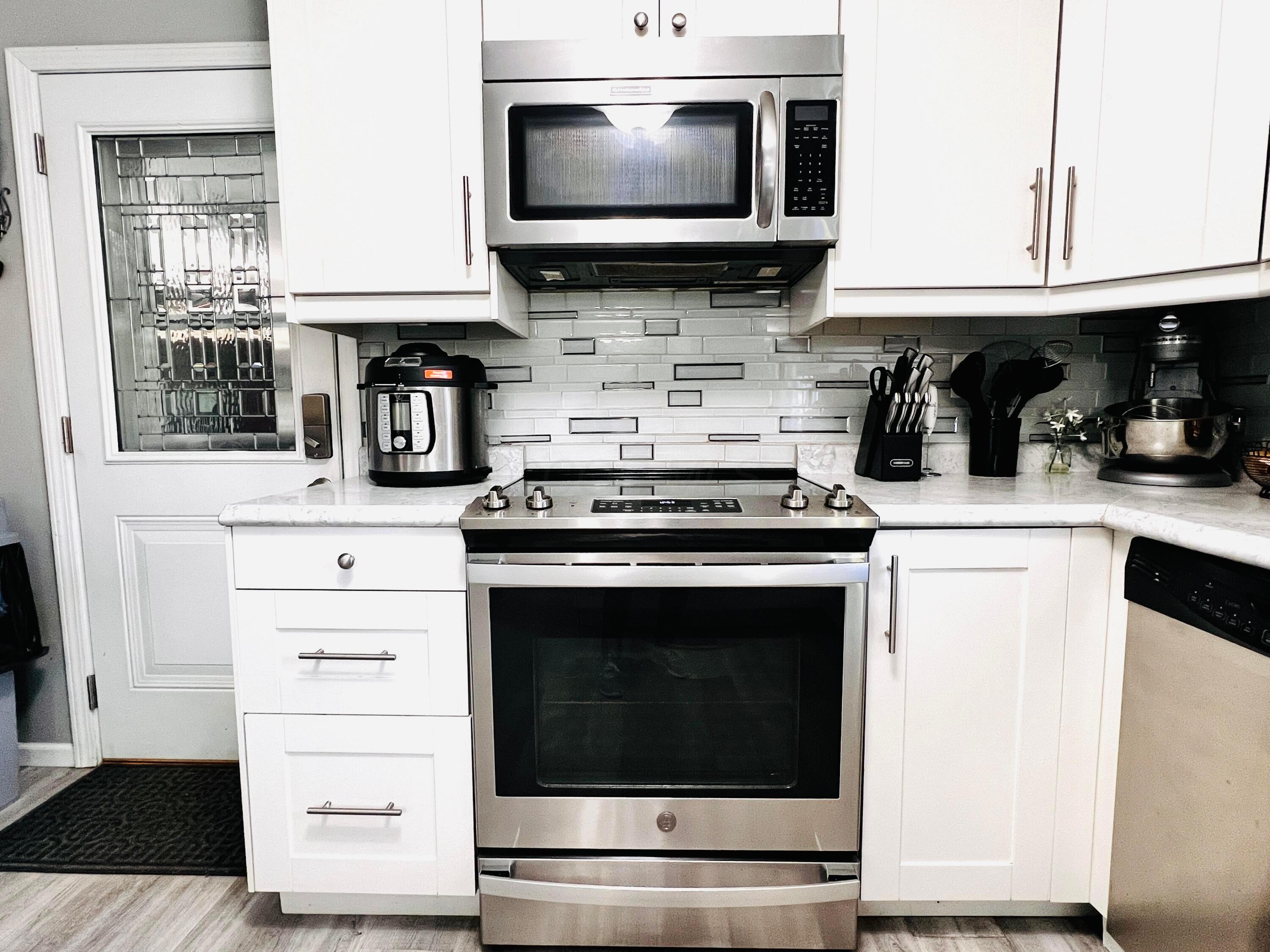 15885 Pleasant View Road Property Photo 13