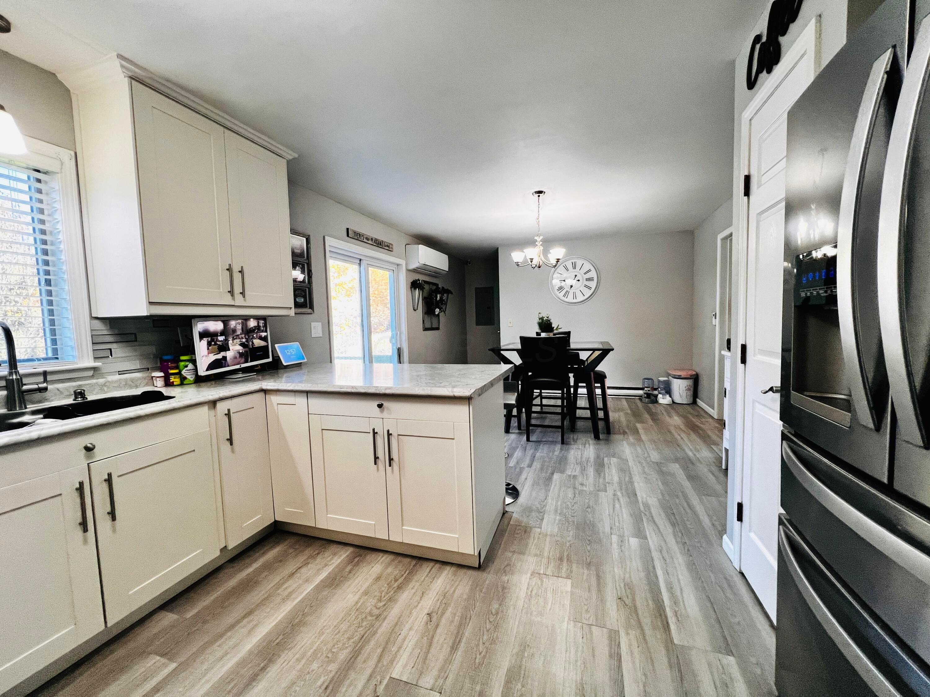 15885 Pleasant View Road Property Photo 14